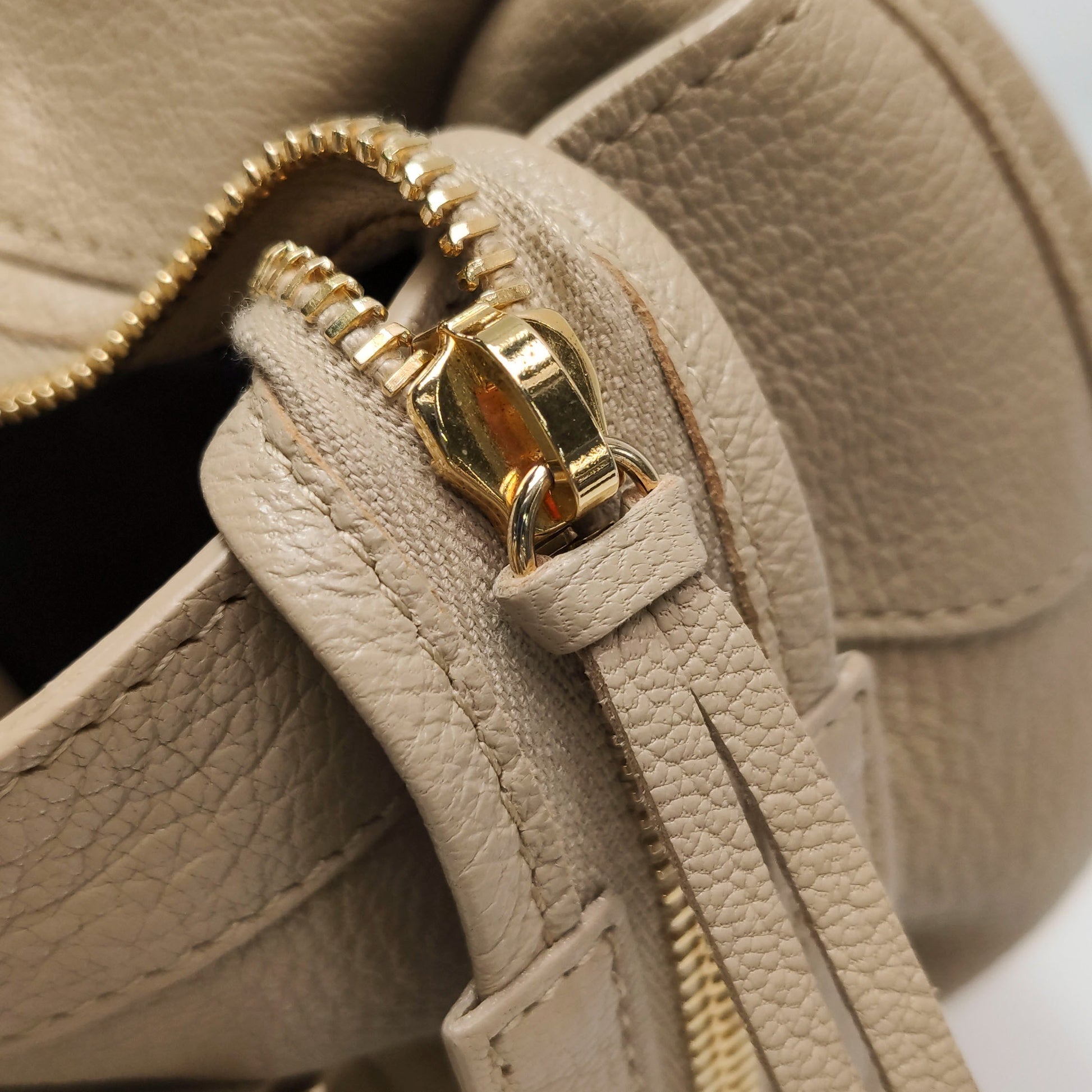 Balenciaga Medium City Metallic Edge Beige