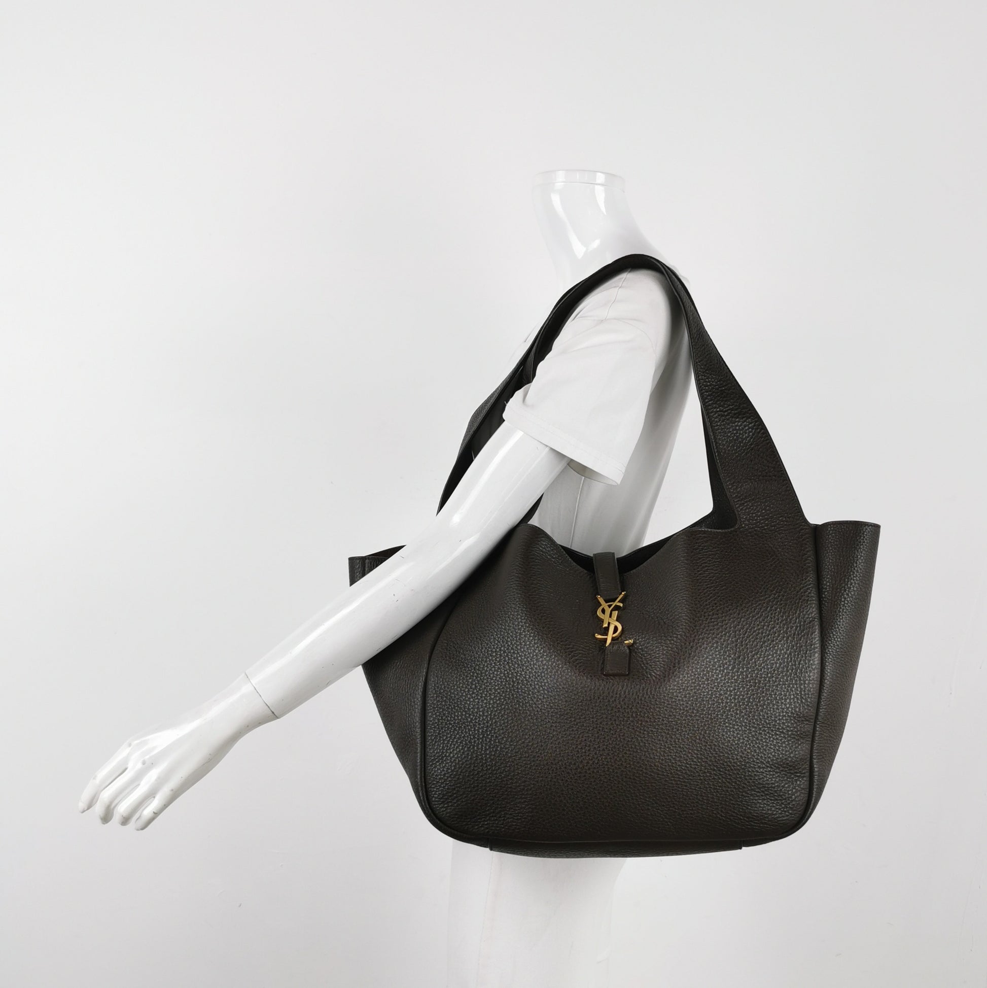 Saint Laurent Le 5 a 7 Bea Tote Dark Brown