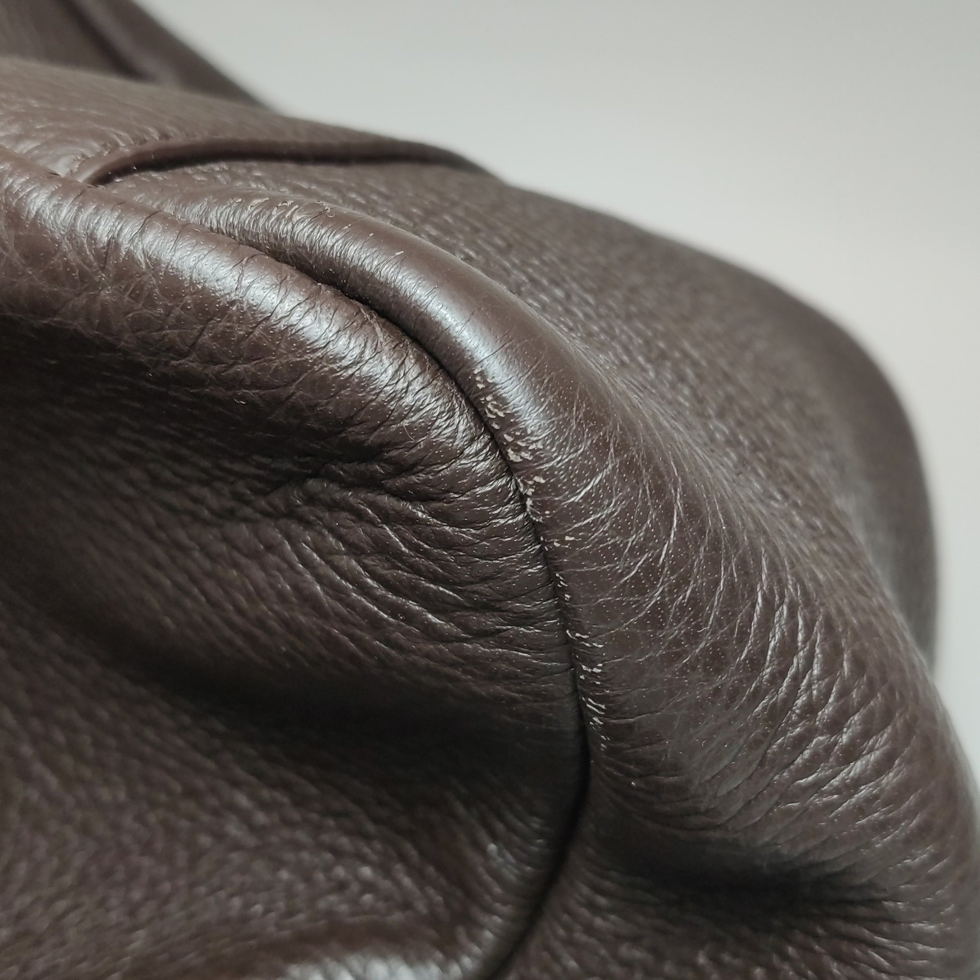 Saint Laurent Le 5 a 7 Bea Tote Dark Brown