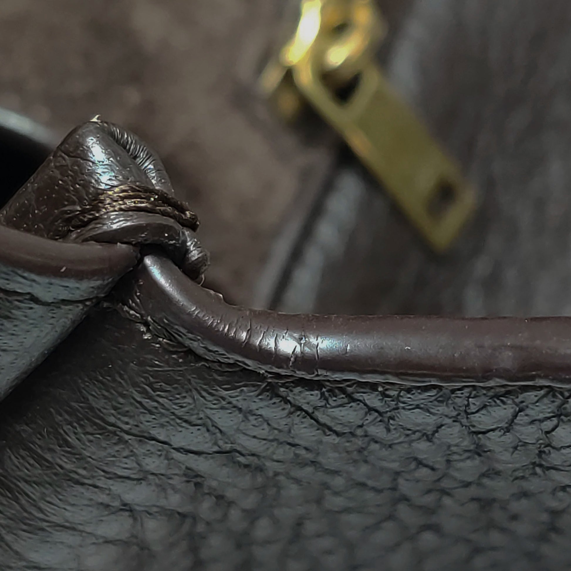 Saint Laurent Le 5 a 7 Bea Tote Dark Brown