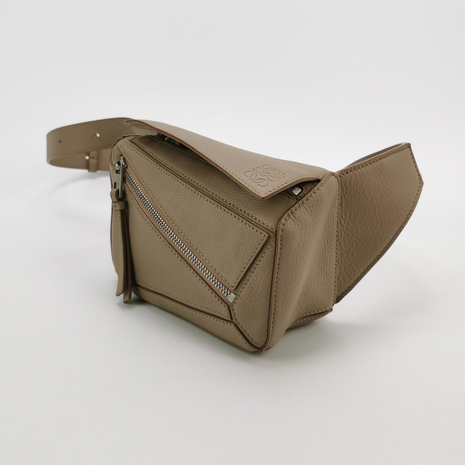 Loewe Puzzle Belt Bag Mini Light Beige