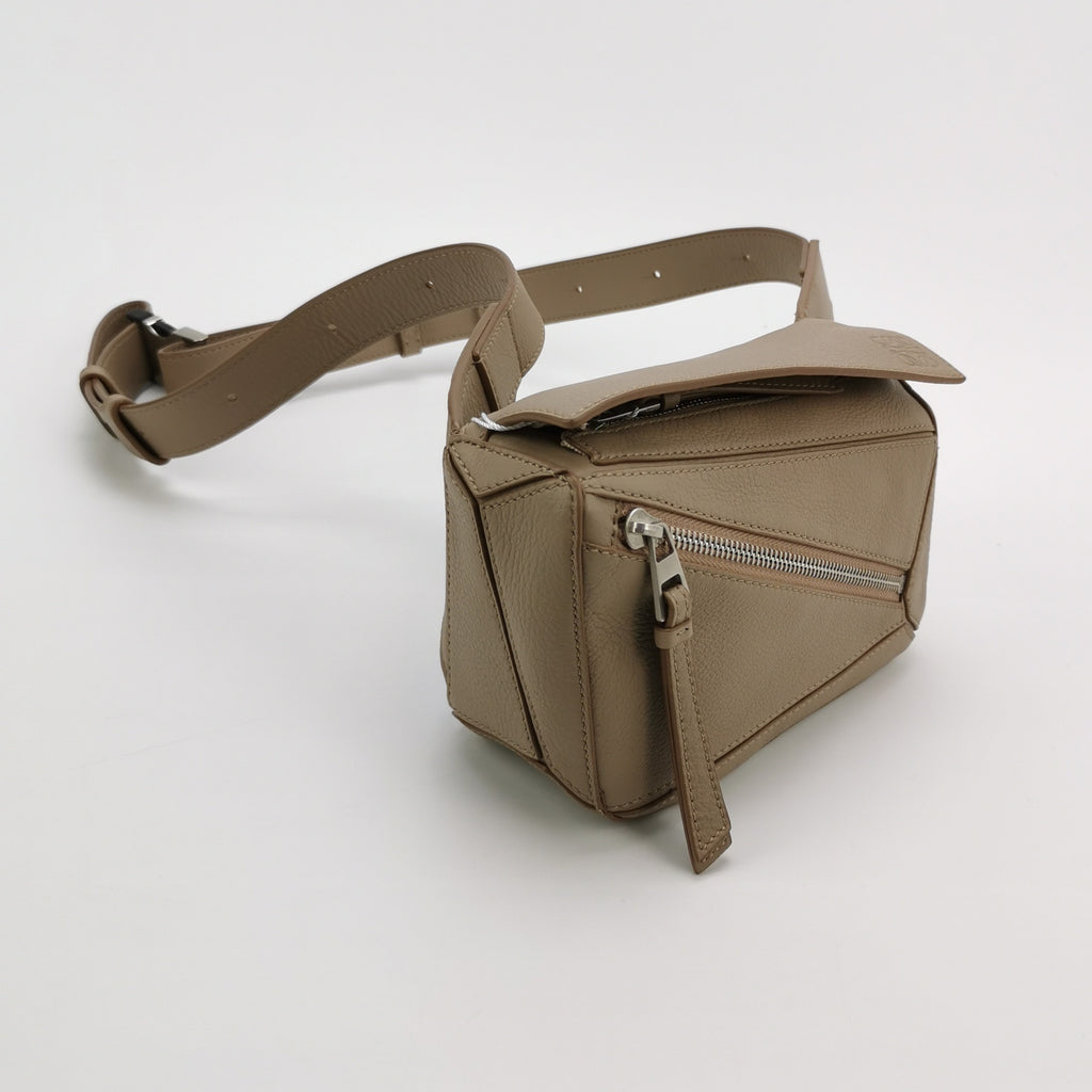 Loewe Puzzle Belt Bag Mini Light Beige