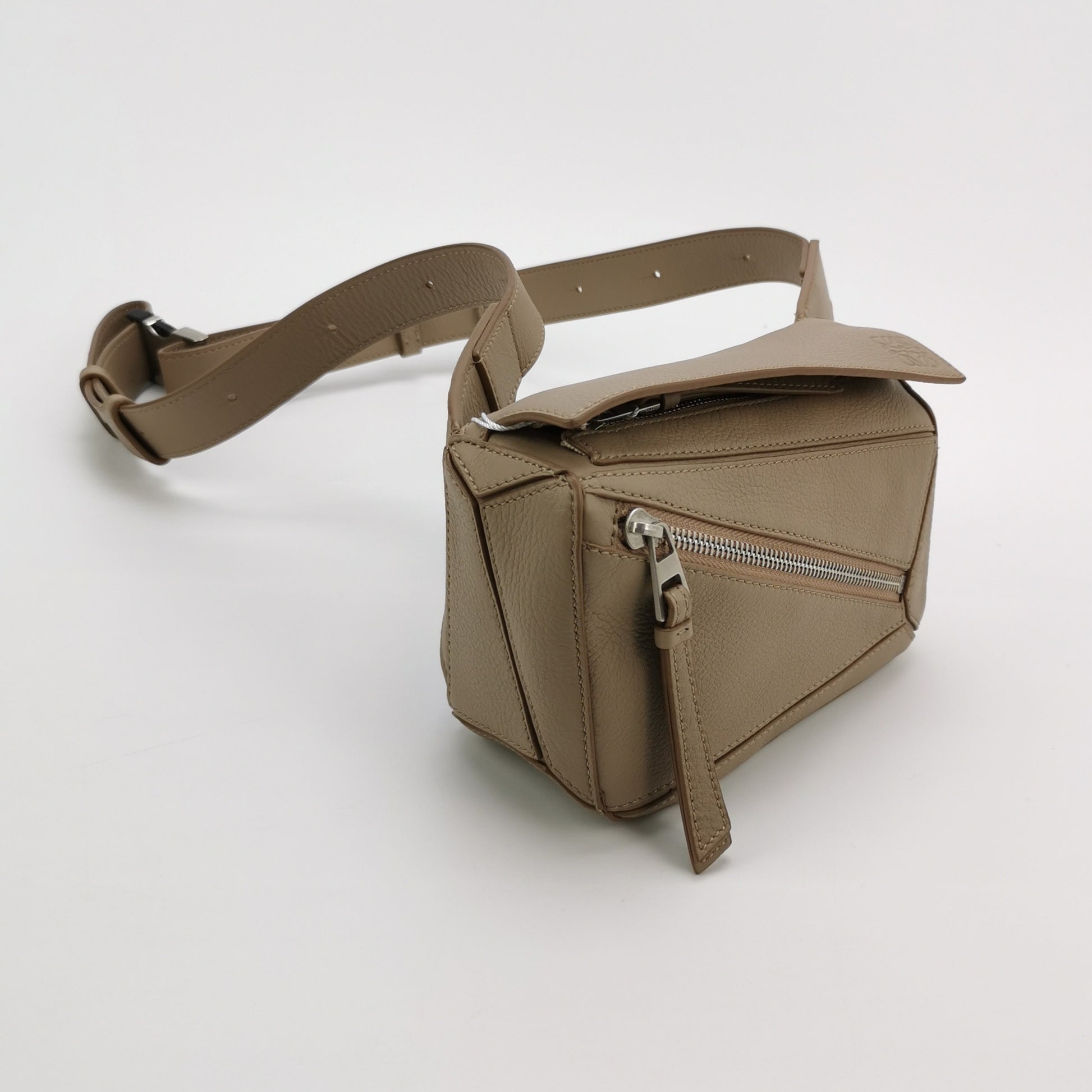 Loewe Puzzle Belt Bag Mini Light Beige