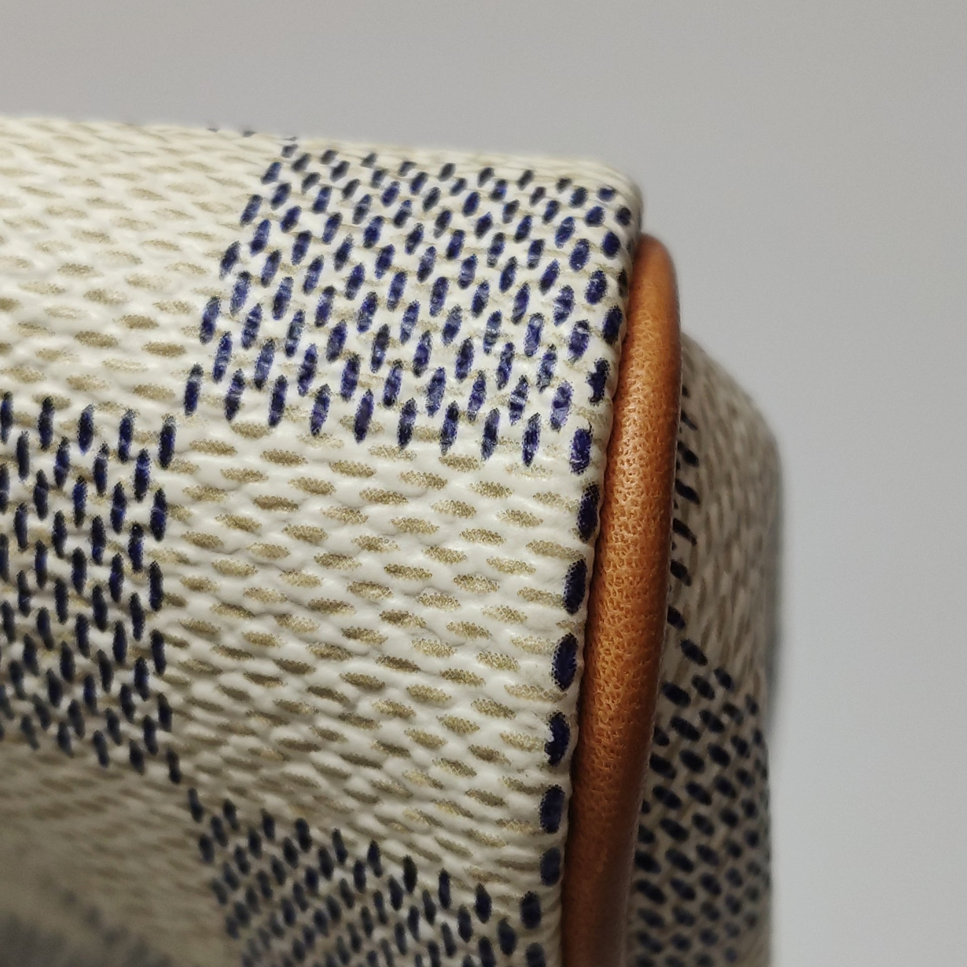 Louis Vuitton Eva Pochette Damier Azur