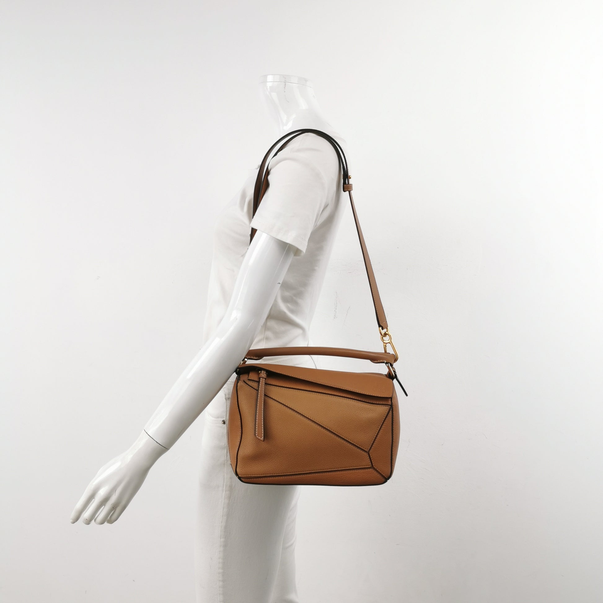 Loewe Puzzle Small Grained Caramel