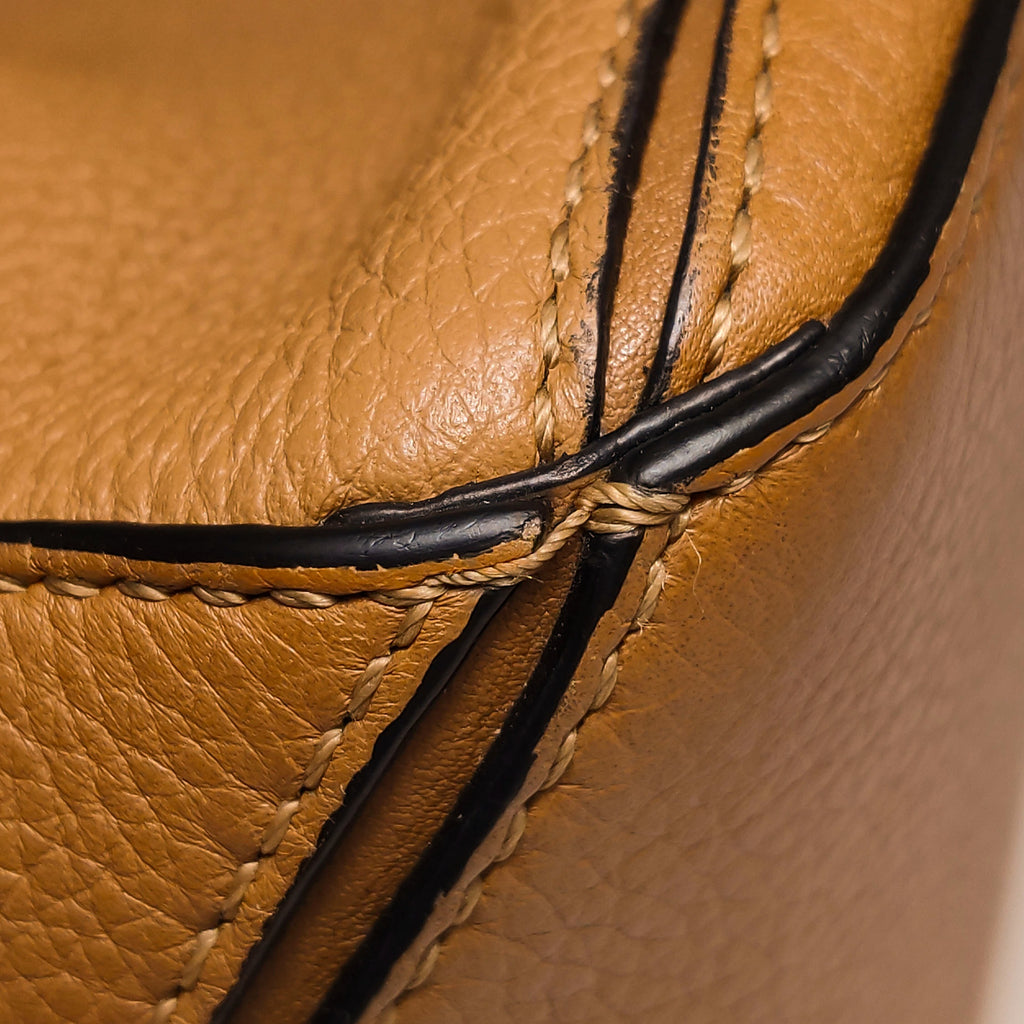Loewe Puzzle Small Grained Caramel