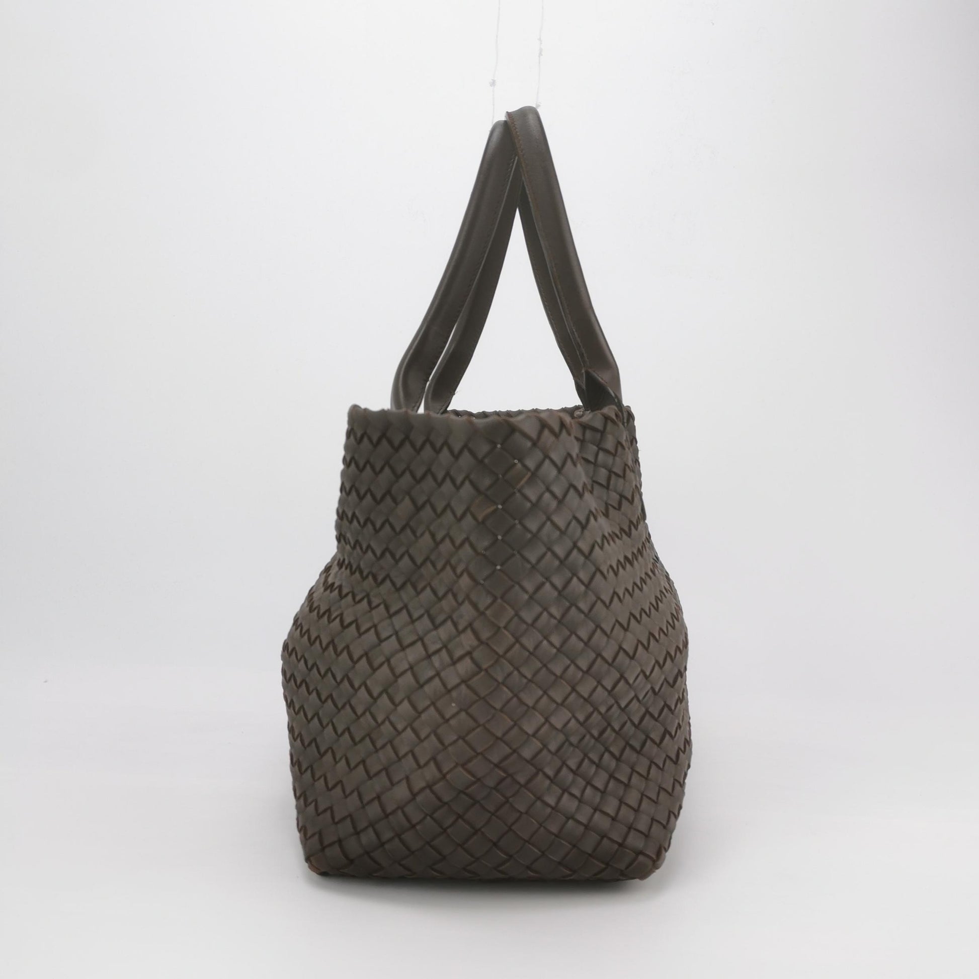 Bottega Veneta Cabat Medium