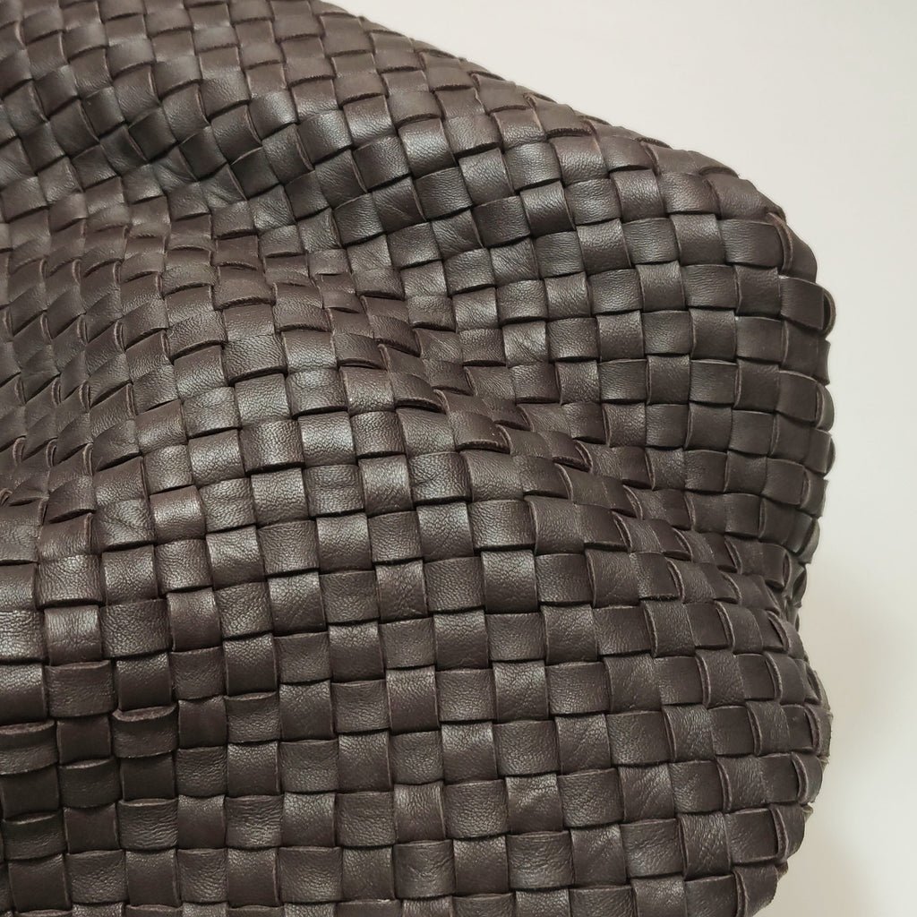 Bottega Veneta Cabat Medium