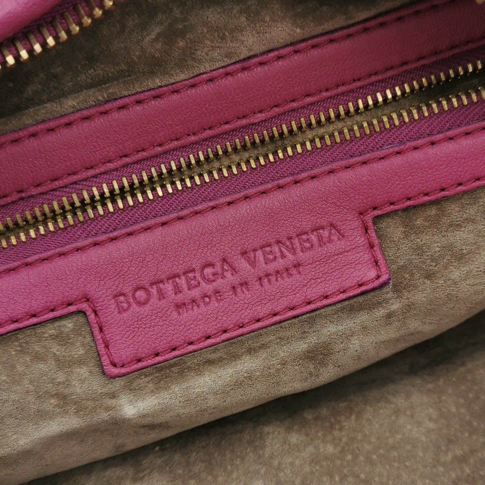 Bottega Veneta Intrecciato Hobo Small Magenta
