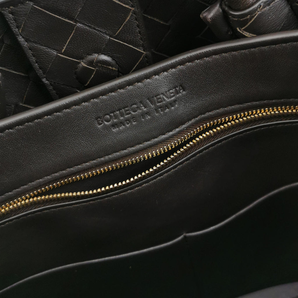 Bottega Veneta Andiamo Medium Fondant