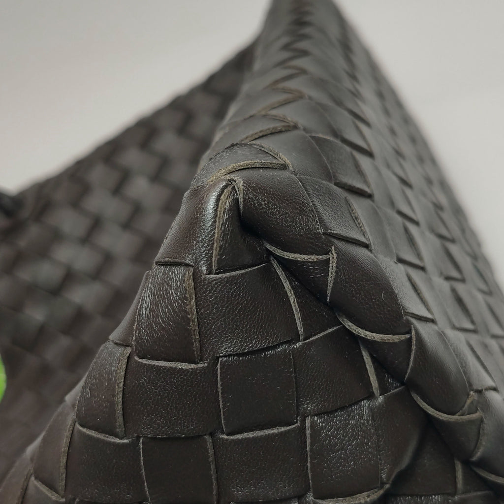 Bottega Veneta Andiamo Medium Fondant