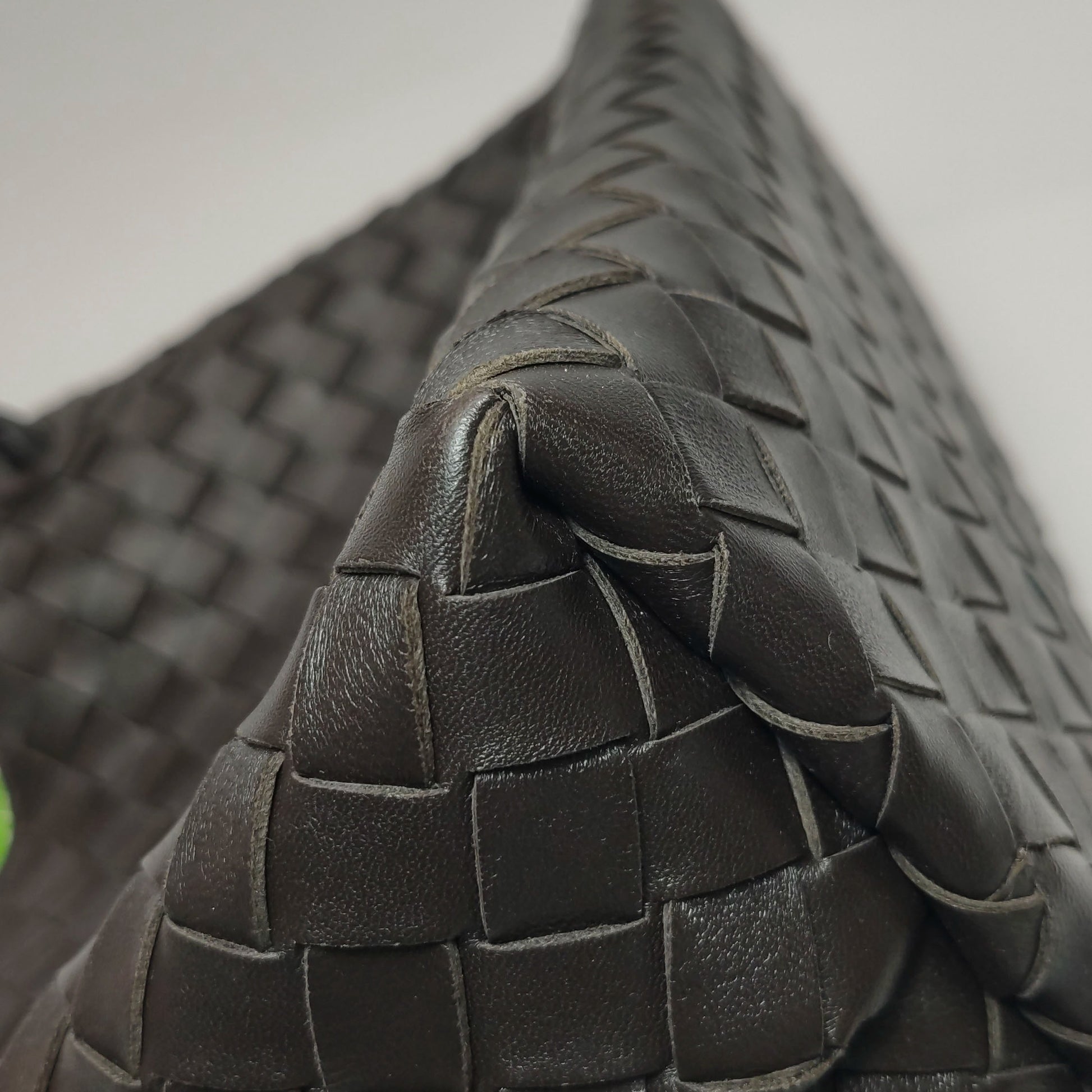 Bottega Veneta Andiamo Medium Fondant