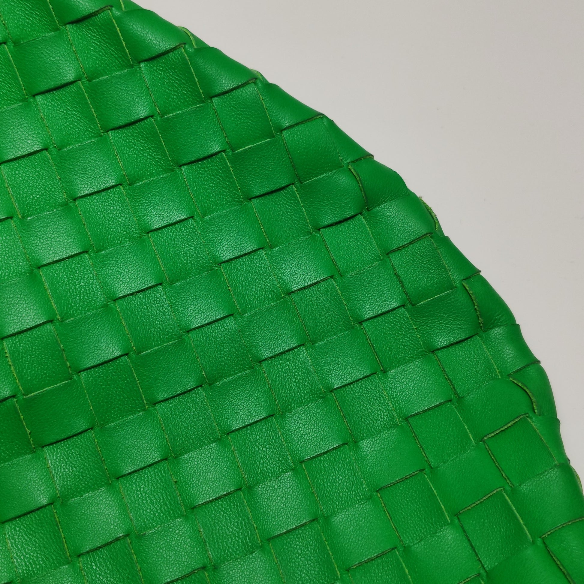 Bottega Veneta Turn Medium