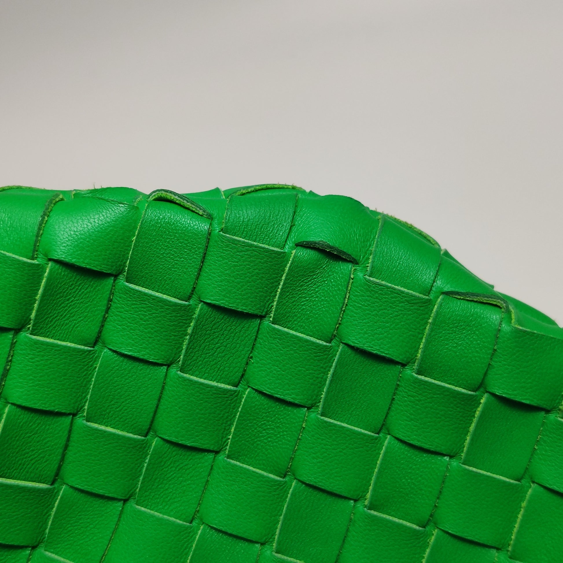 Bottega Veneta Turn Medium