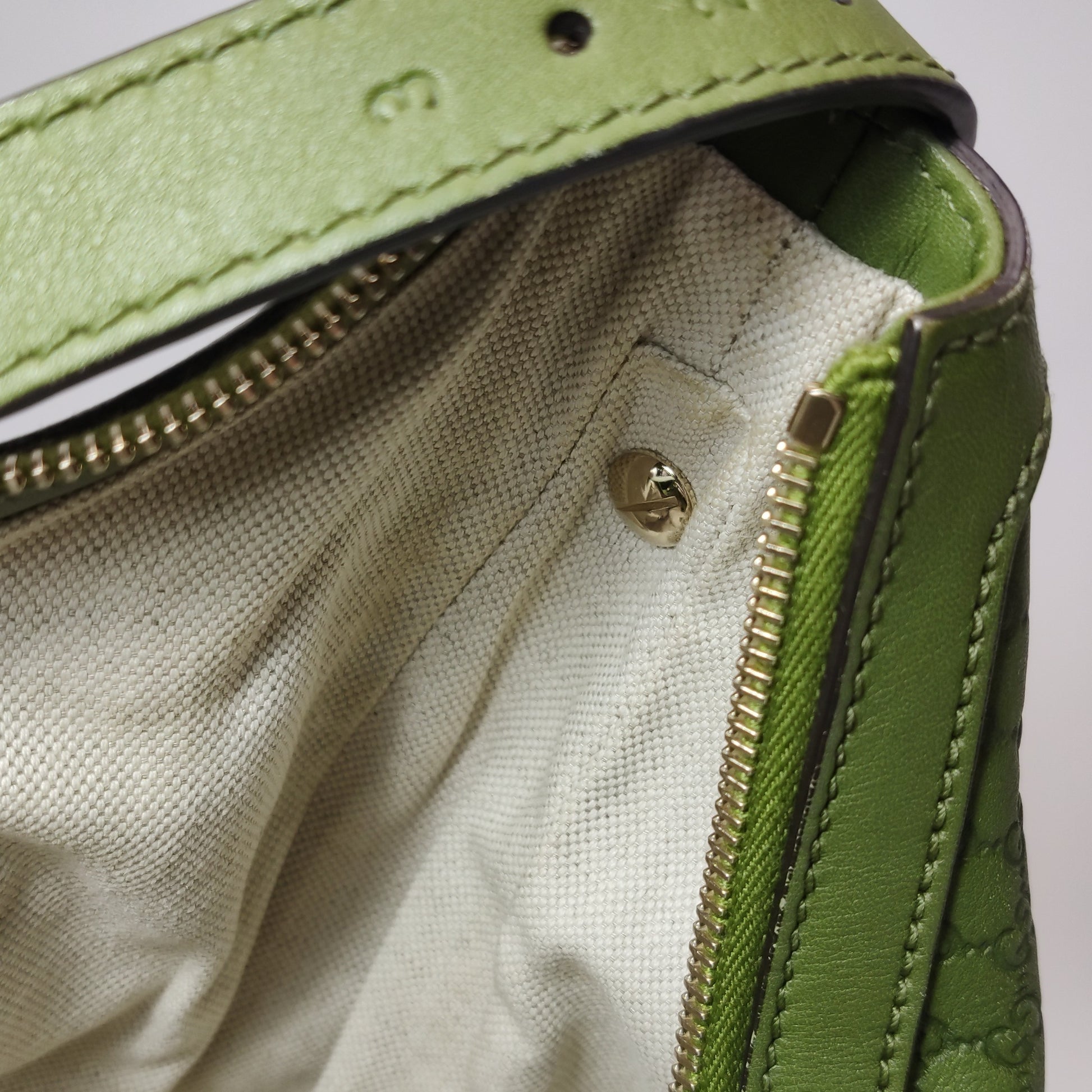 Gucci Nice Hobo Bag Guccissima