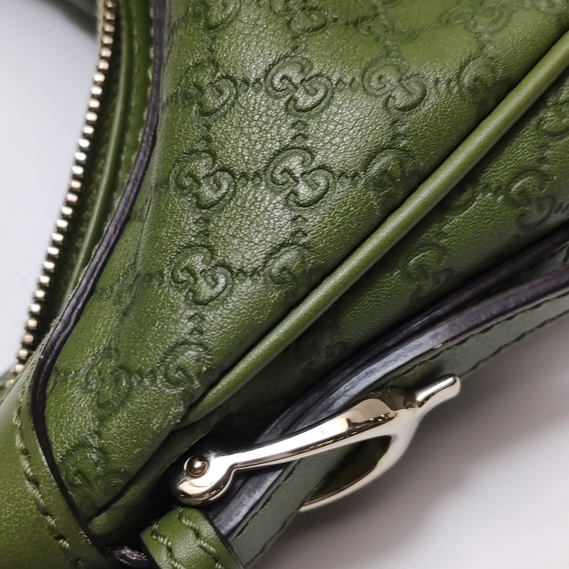Gucci Nice Hobo Bag Guccissima