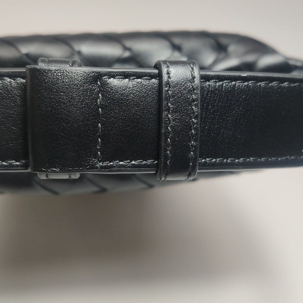 Bottega Veneta Vertical Wallace