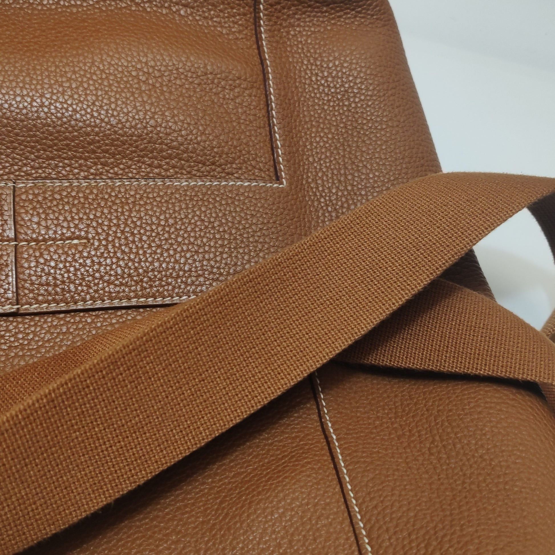 Hermès Good News Togo GM 37