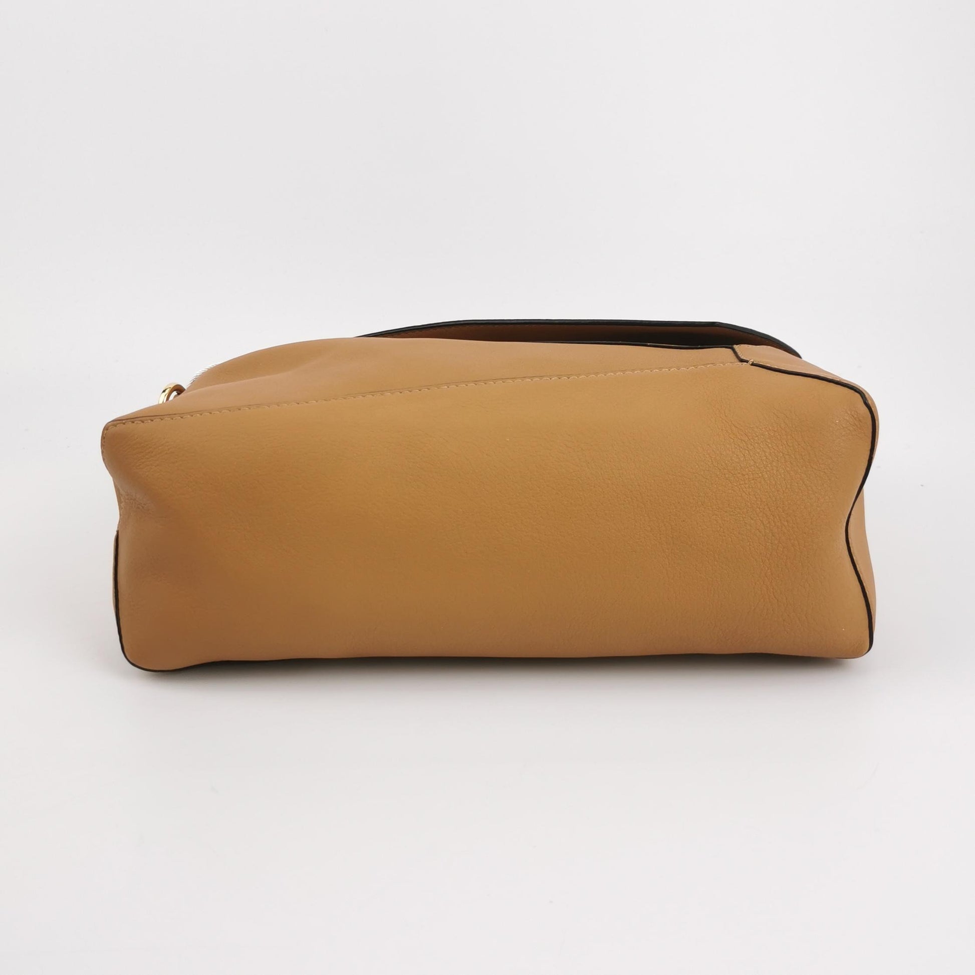 Loewe Puzzle Hobo