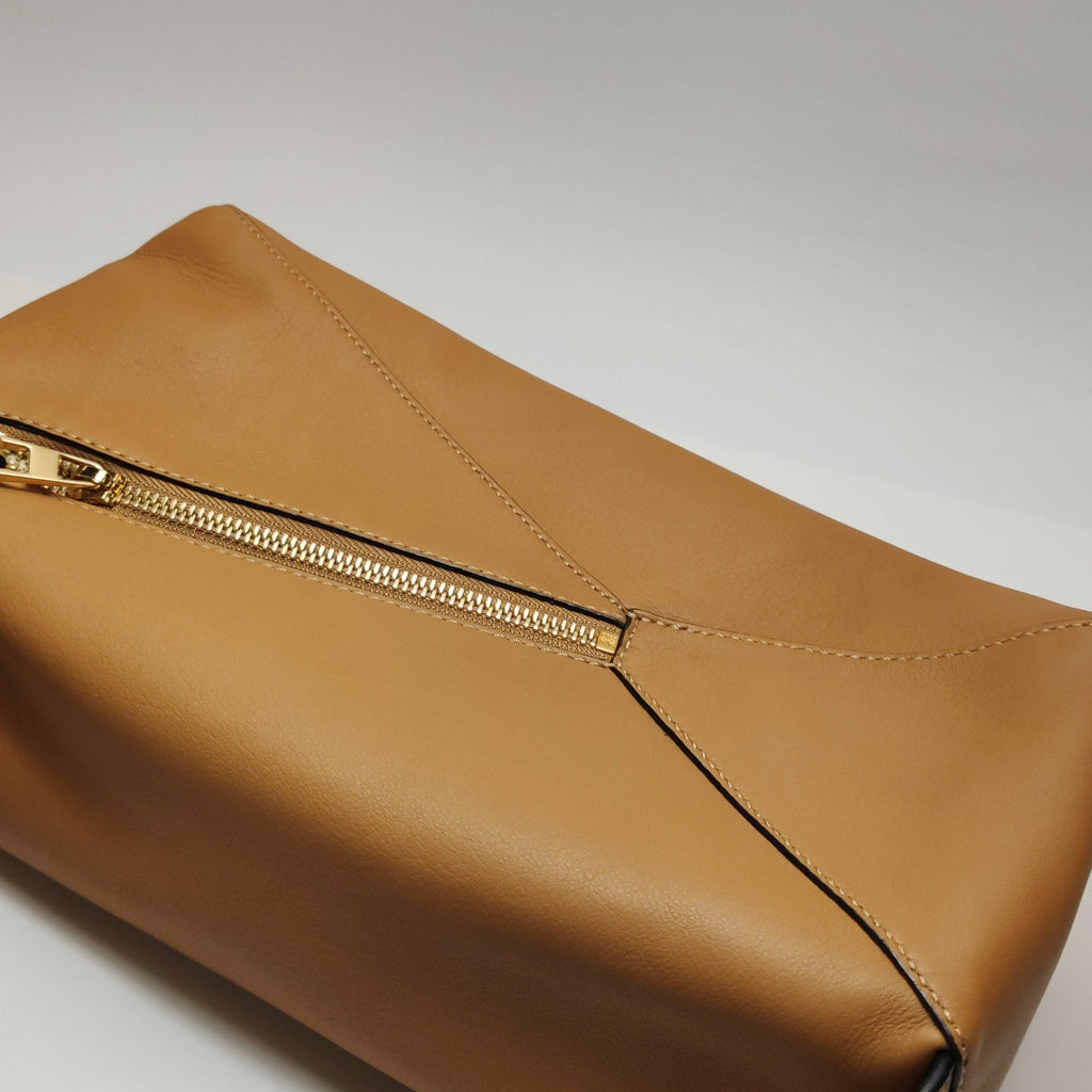 Loewe Puzzle Hobo
