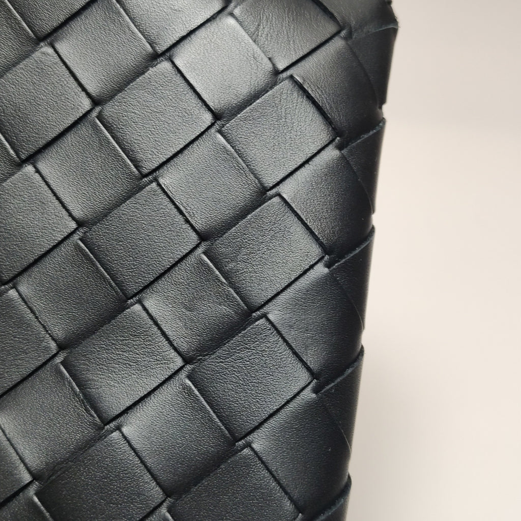 Bottega Veneta Triple Zip Messenger Bag