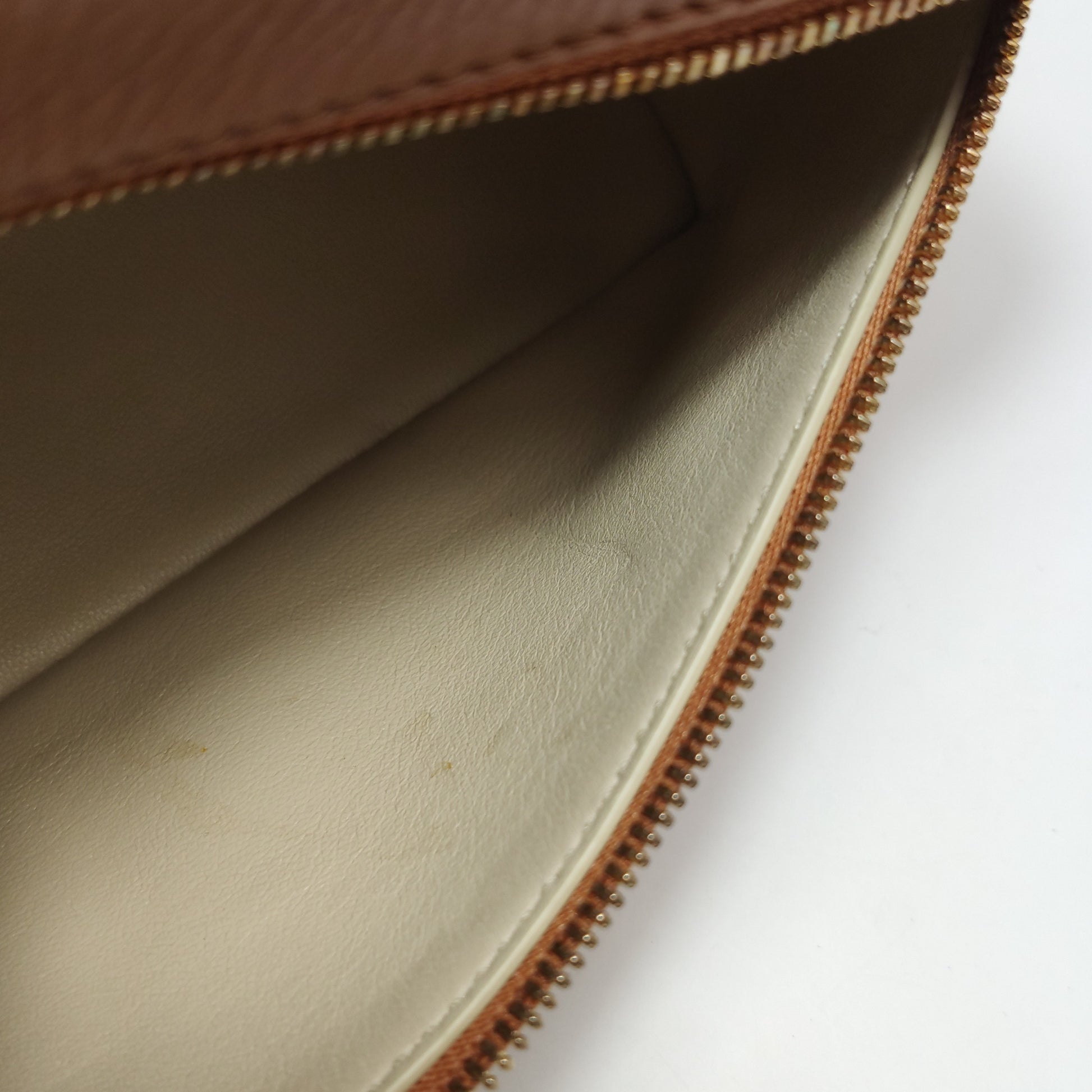Loro Piana Extra Pocket L19 Tan