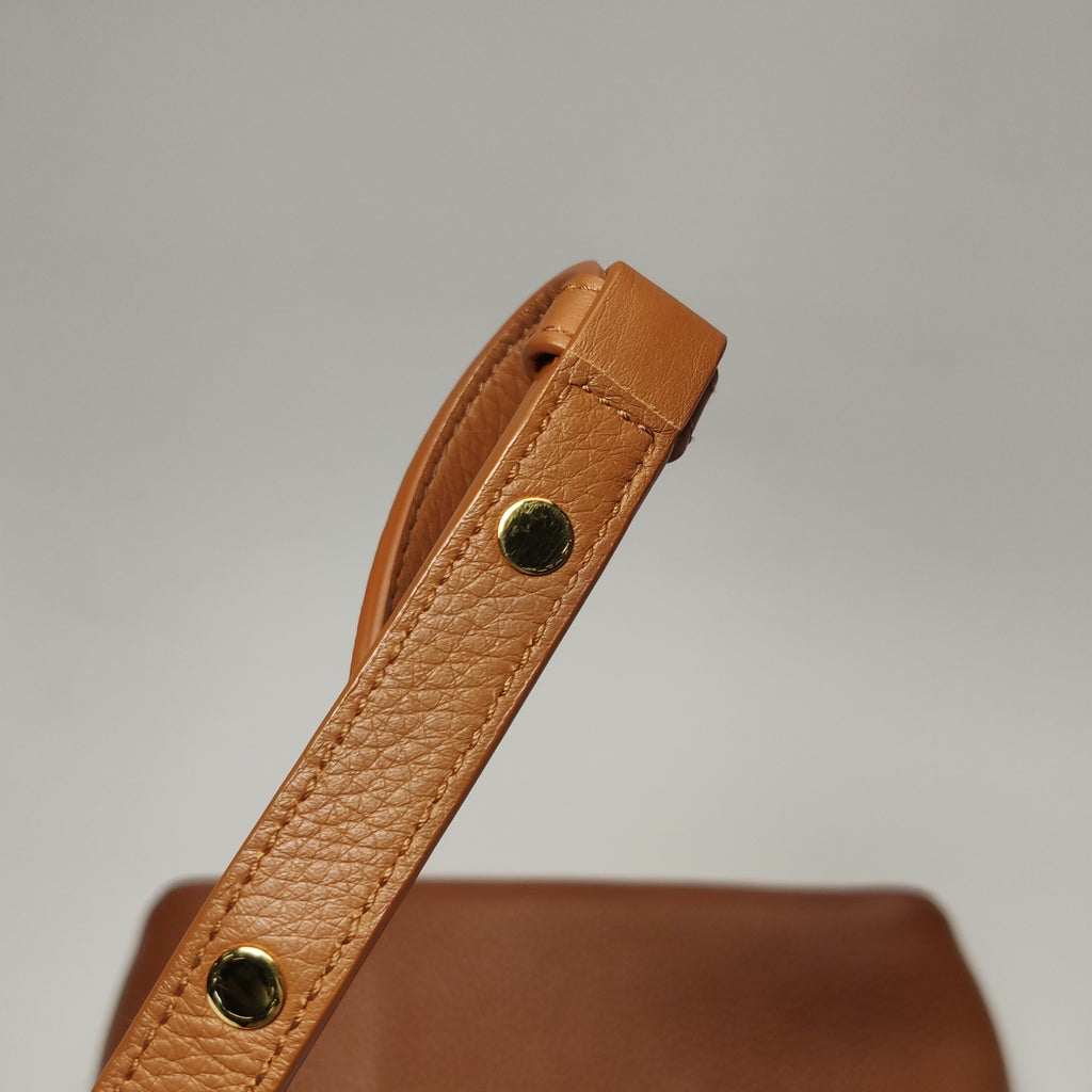 Loro Piana Extra Pocket L19 Tan
