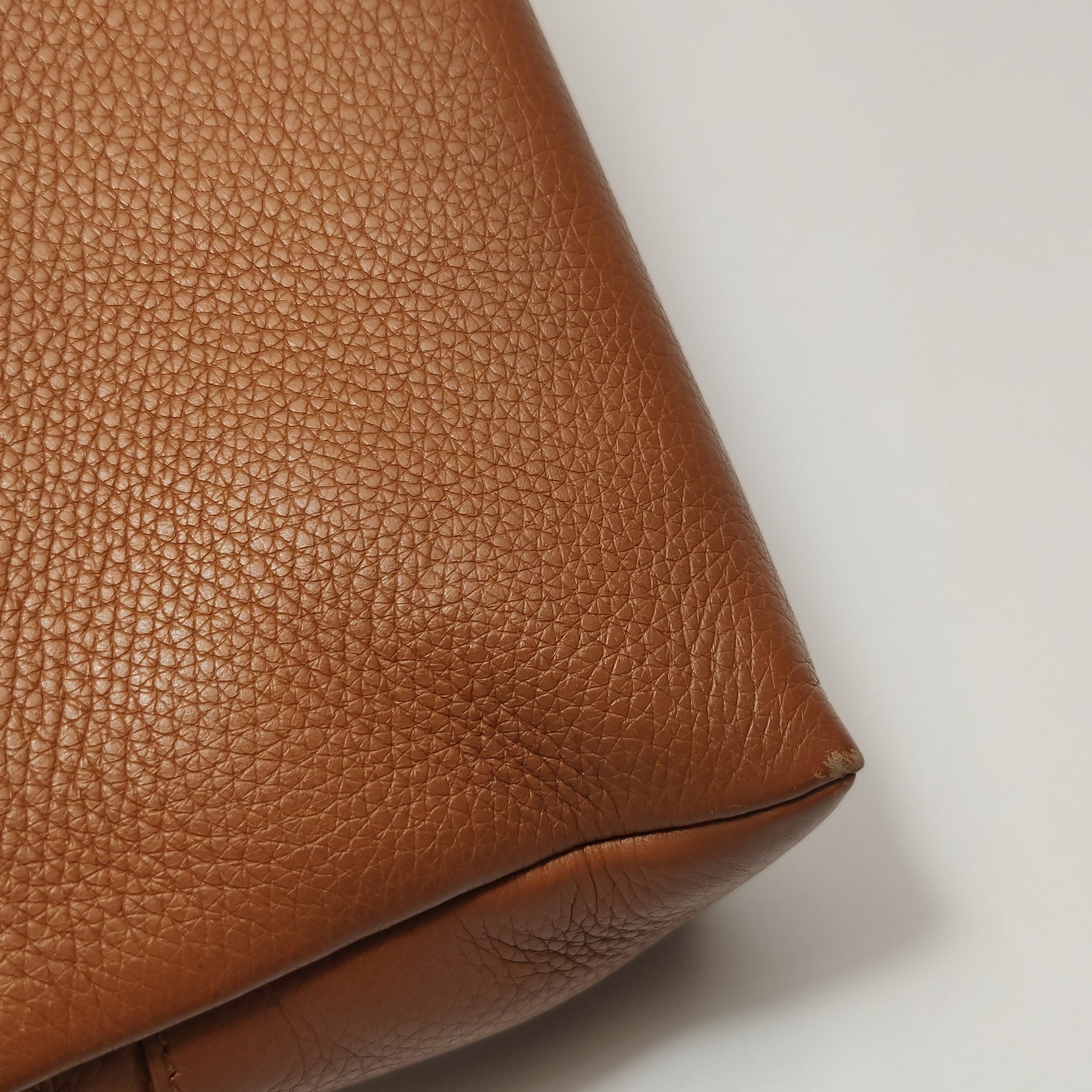 Loro Piana Extra Pocket L19 Tan