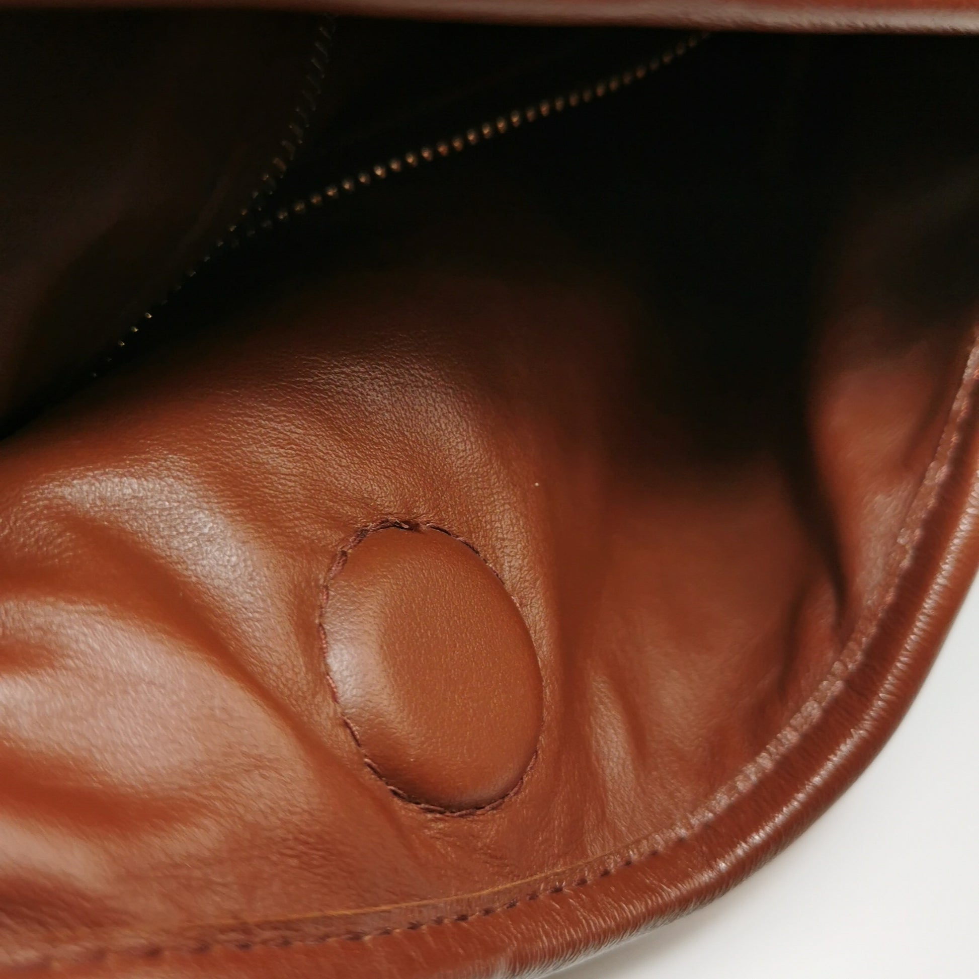 Bottega Veneta Hop Small Barolo