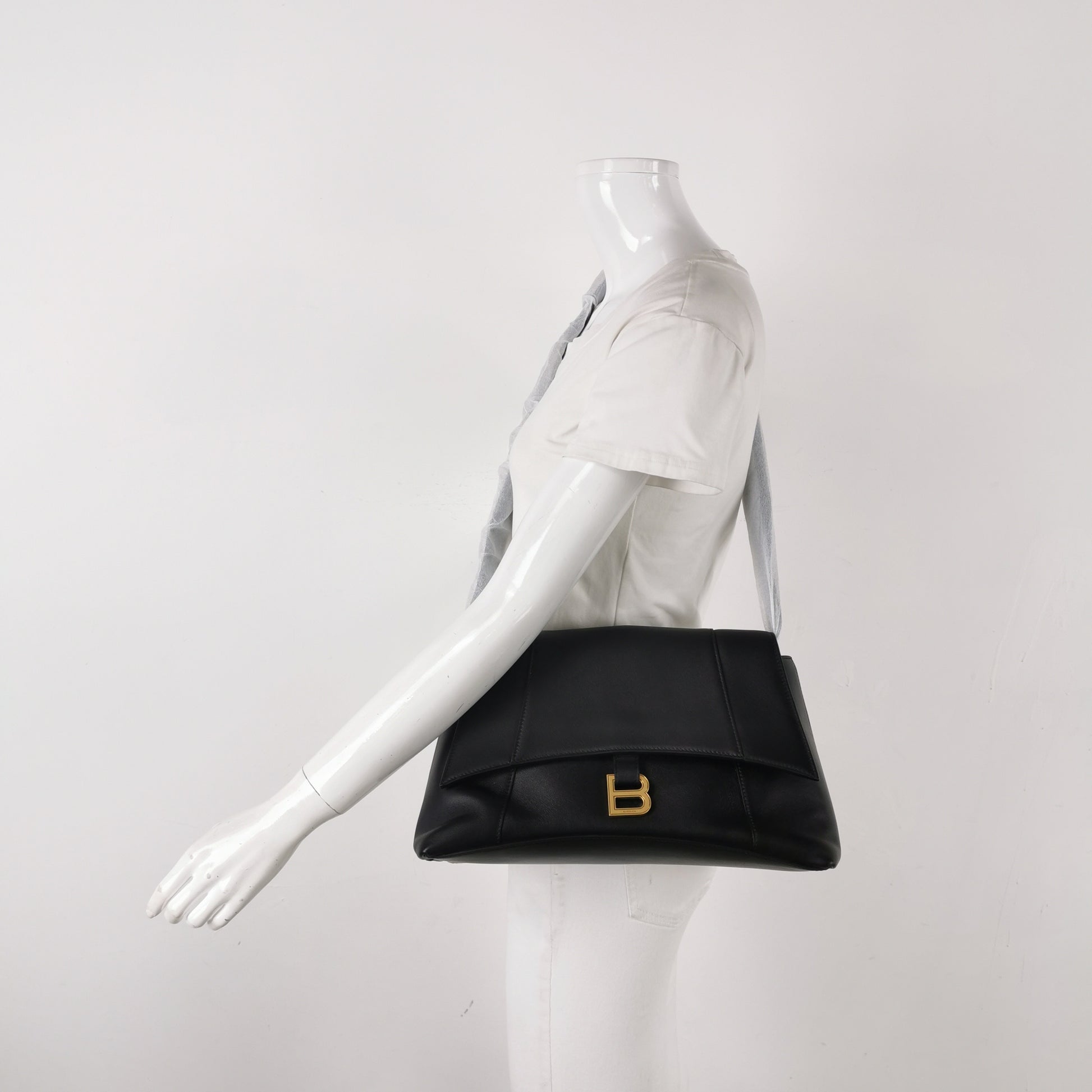 Balenciaga Downtown Medium