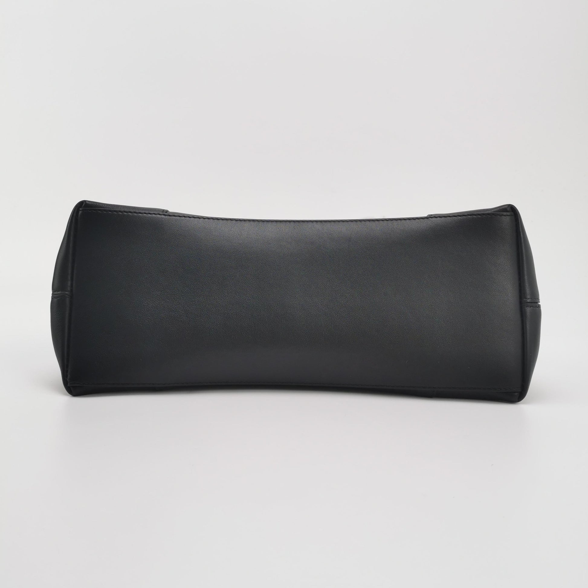 Balenciaga Downtown Medium