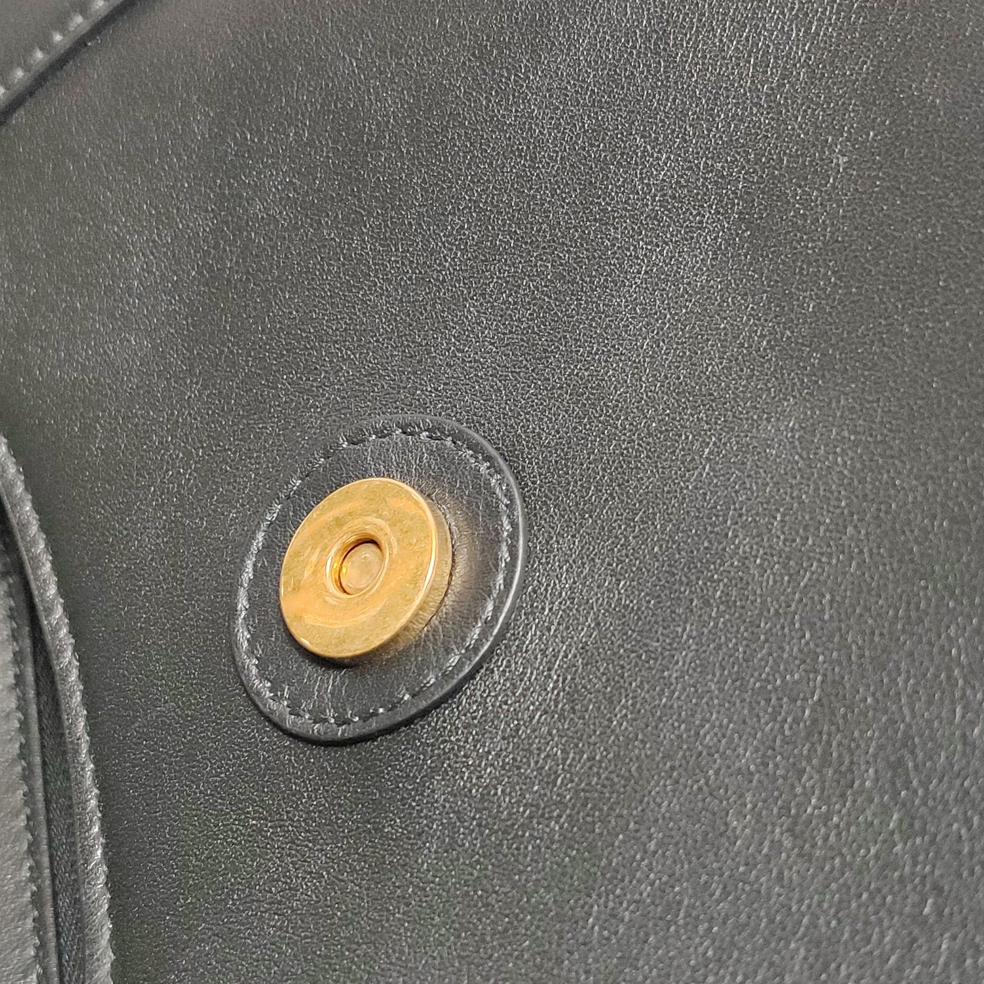 Balenciaga Downtown Medium