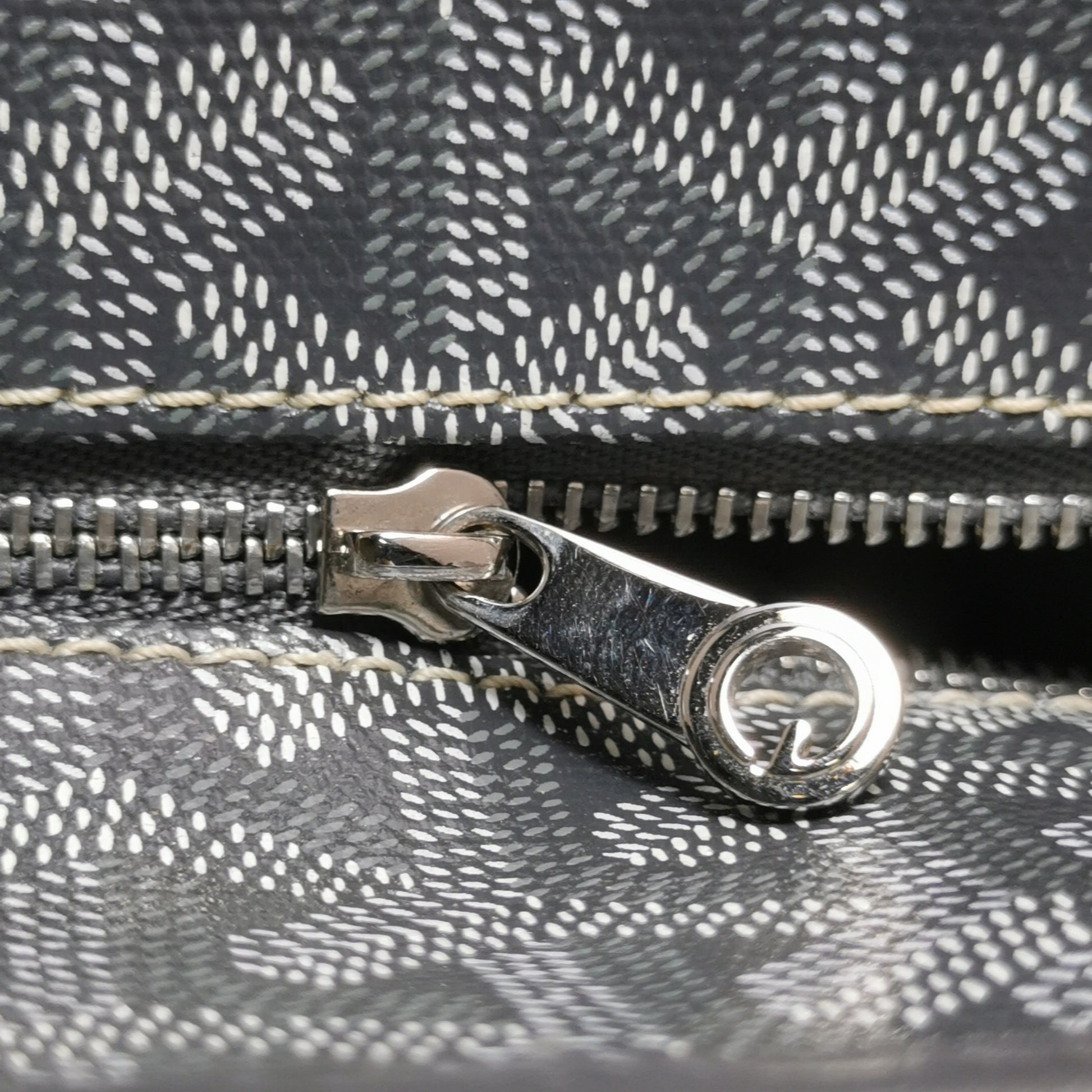 Goyard Artois PM Gray