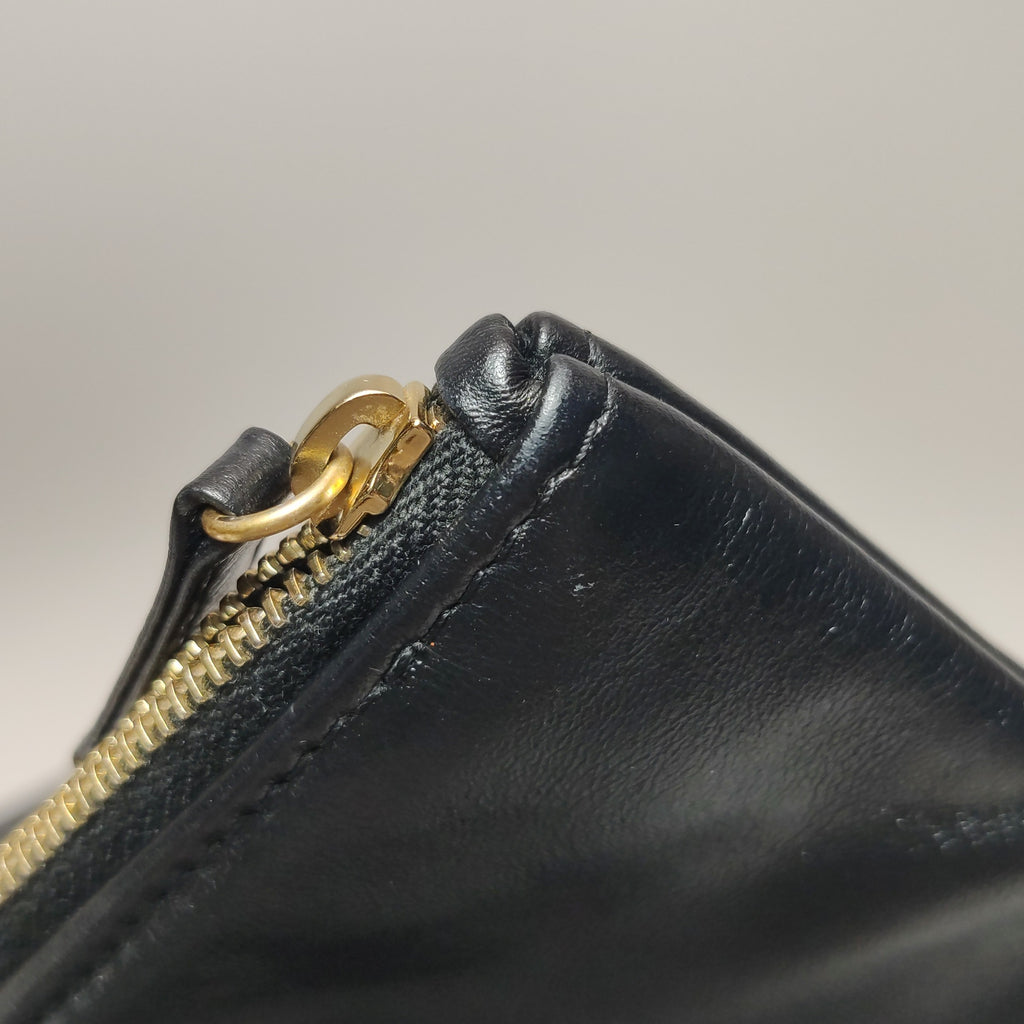 Chanel 22 Medium Calfskin