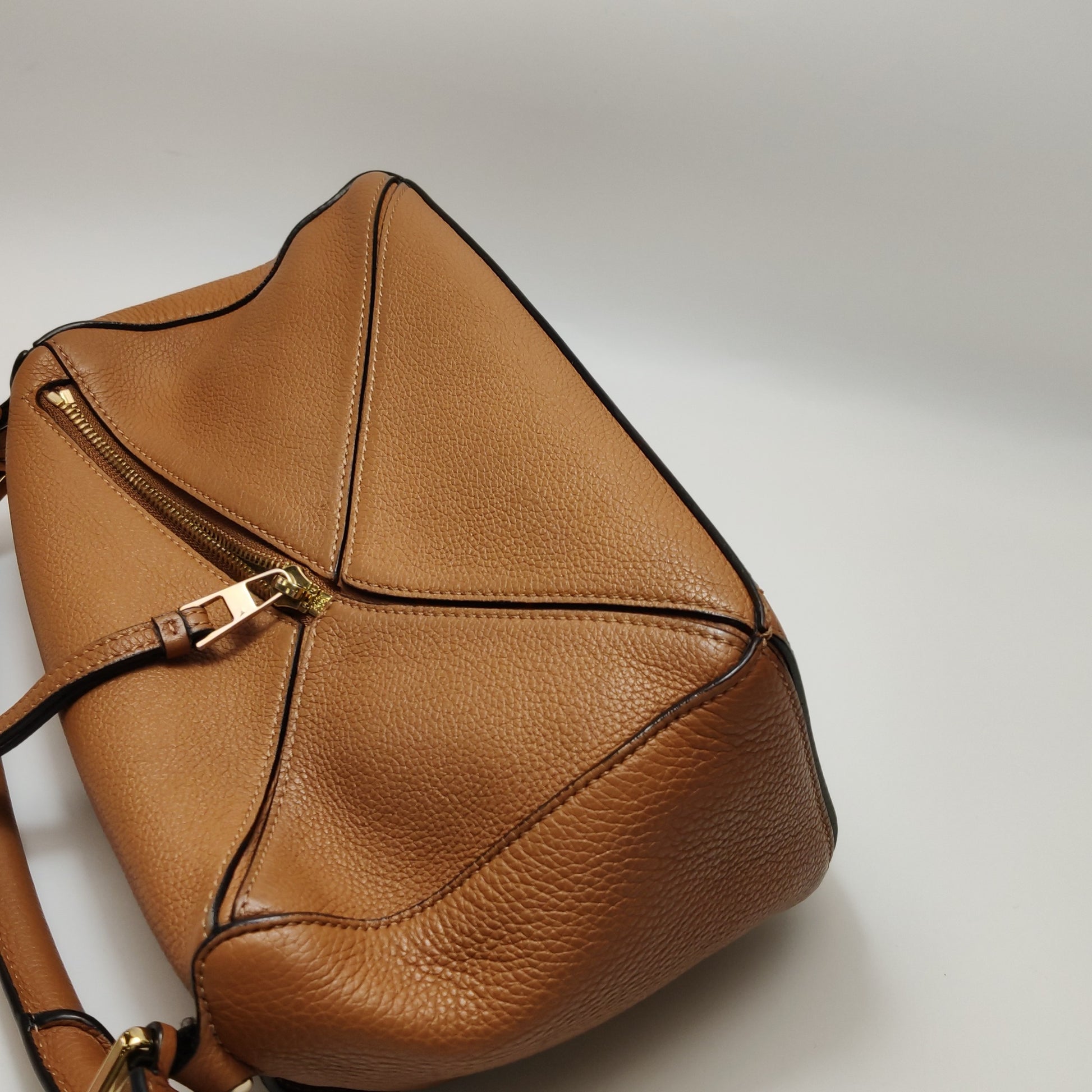 Loewe Puzzle Small Grained Caramel