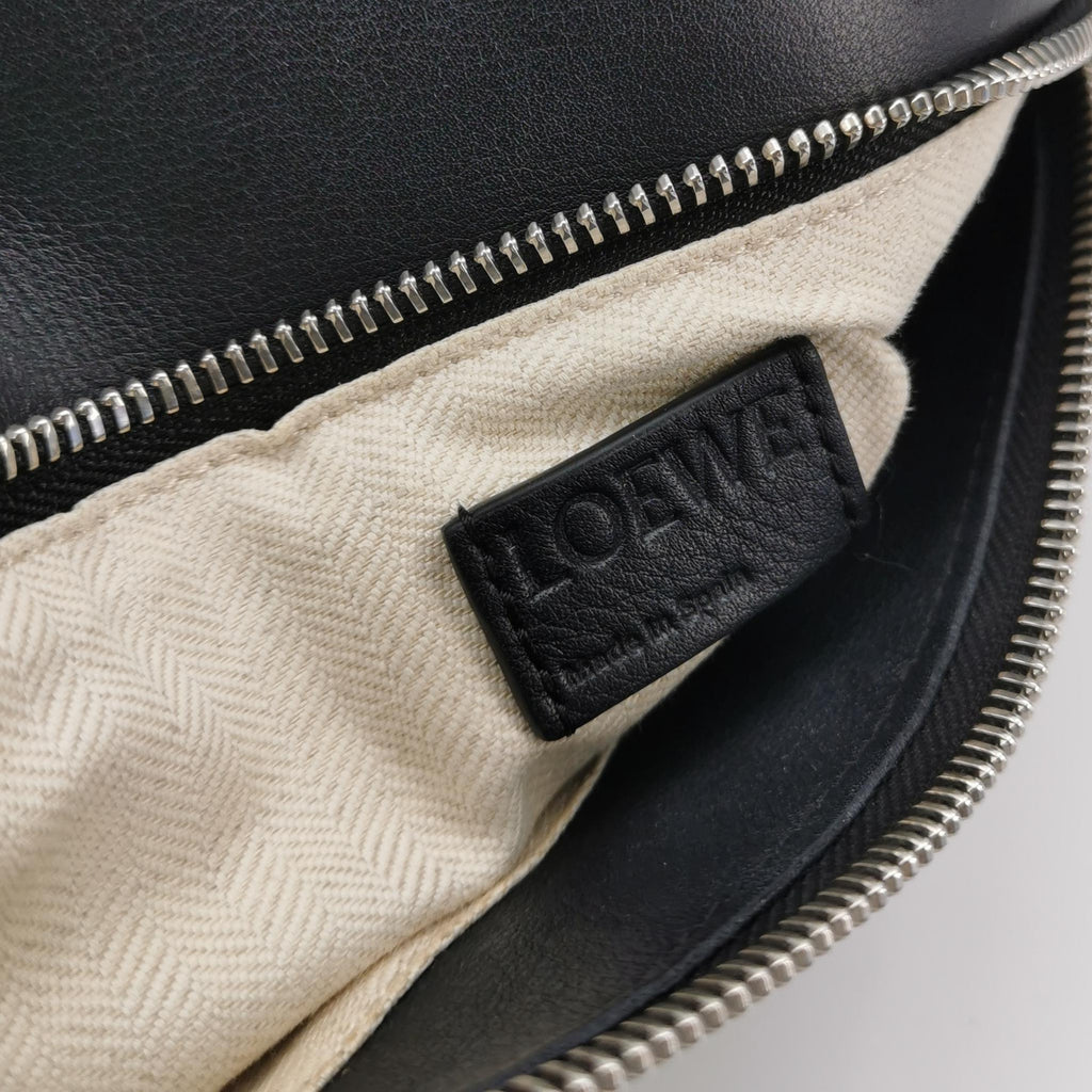 Loewe Puzzle Small Classic Calfskin Black SHW