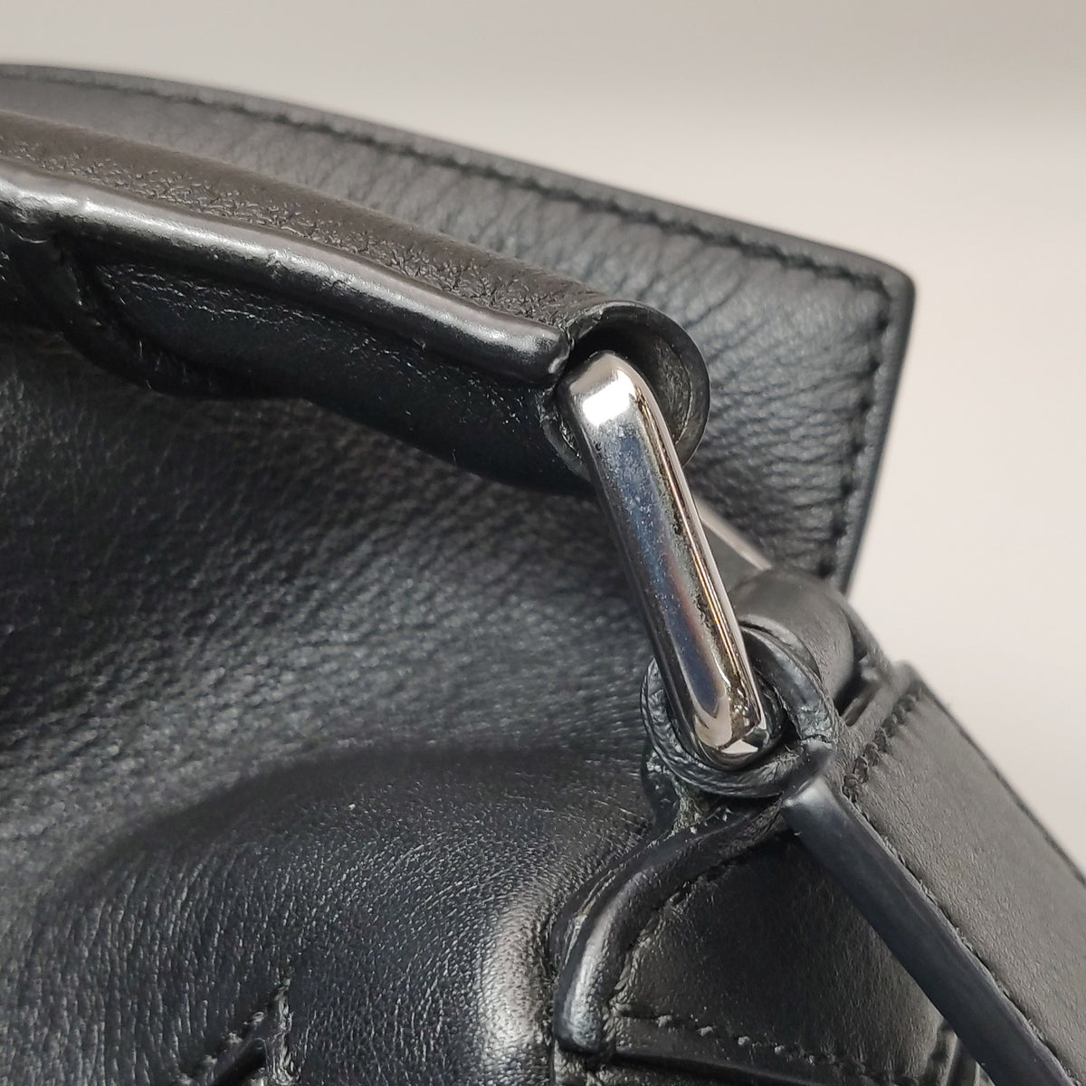 Loewe Puzzle Small Classic Calfskin Black SHW