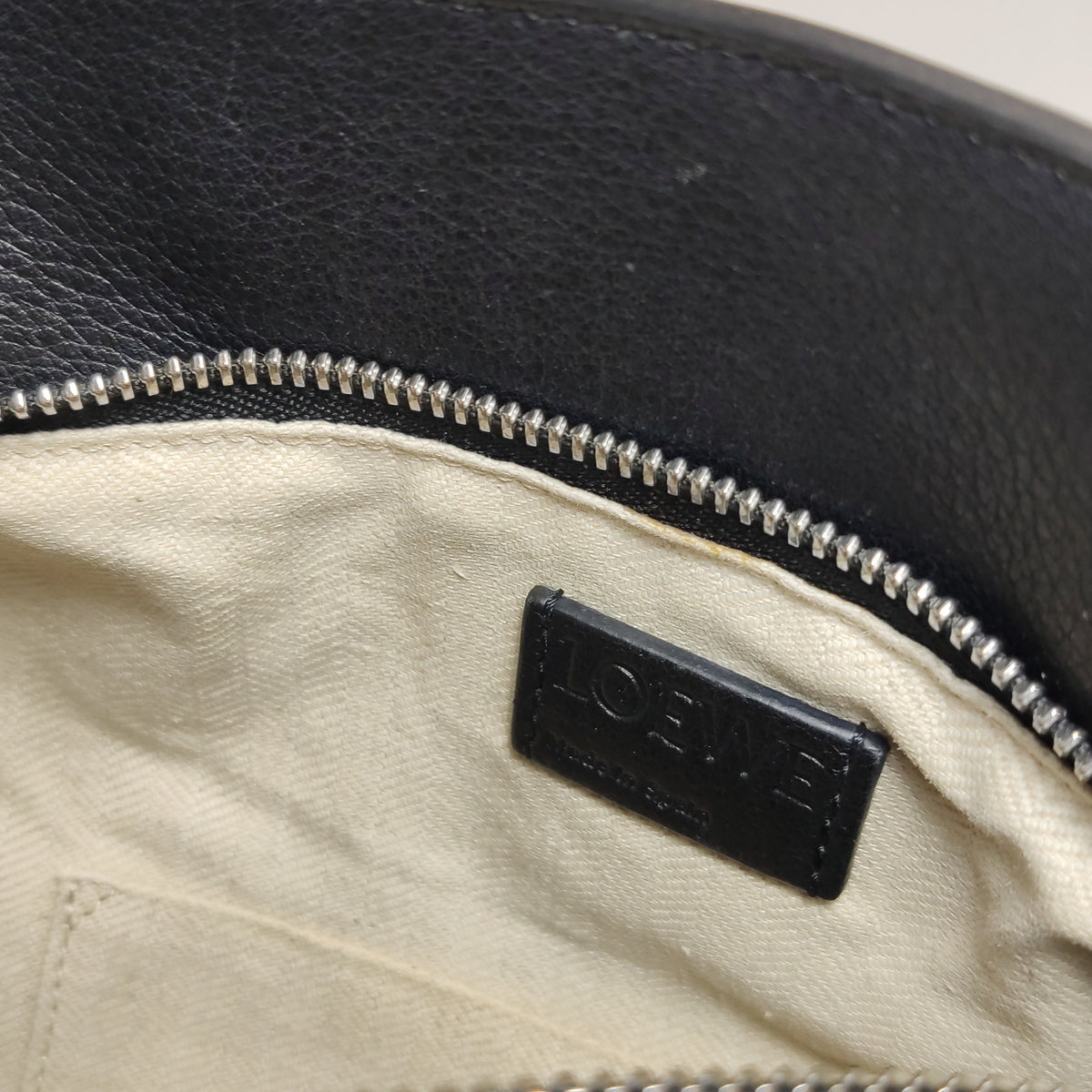 Loewe Puzzle Small Classic Calfskin Black SHW