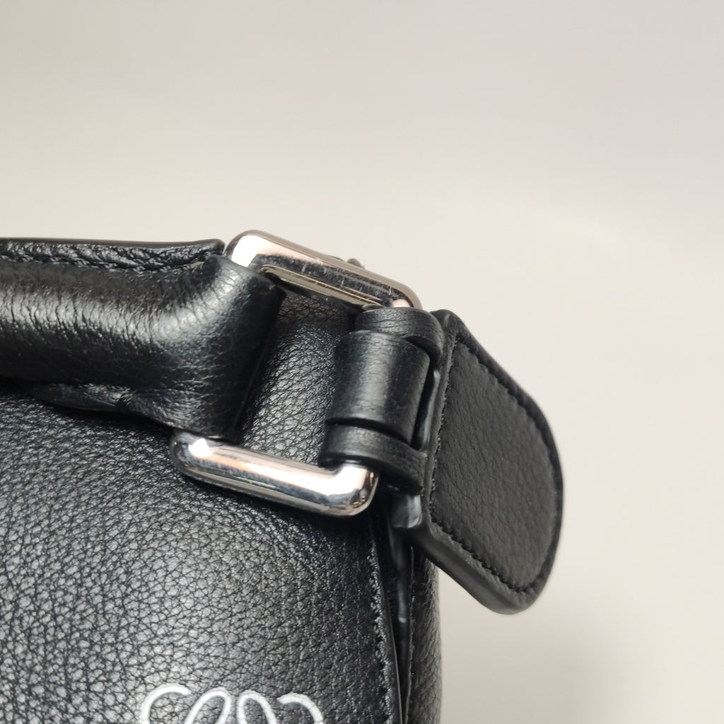 Loewe Puzzle Small Classic Calfskin Black SHW