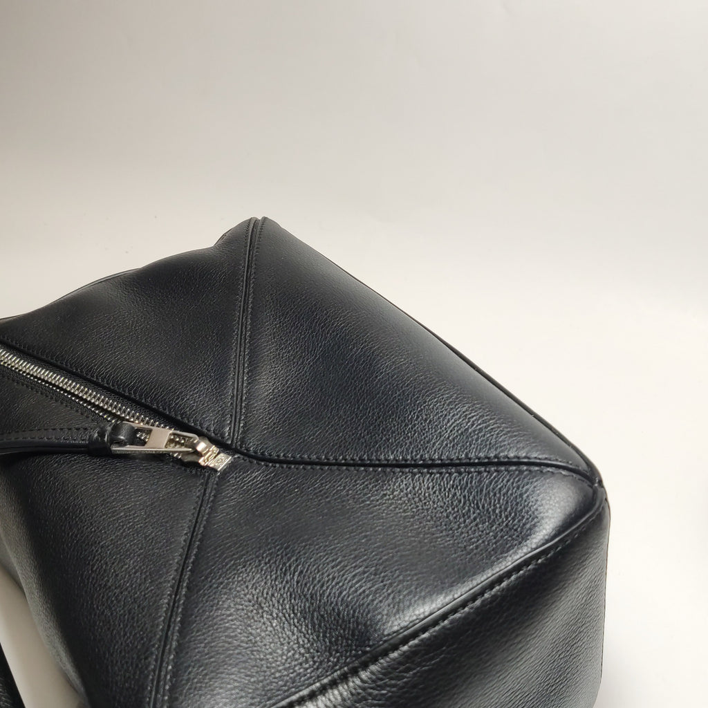 Loewe Puzzle Small Classic Calfskin Black SHW