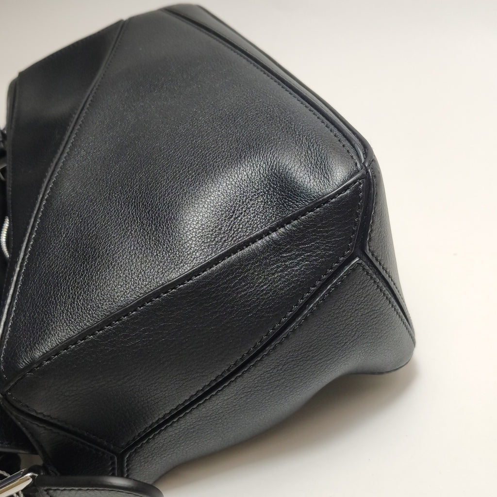 Loewe Puzzle Small Classic Calfskin Black SHW