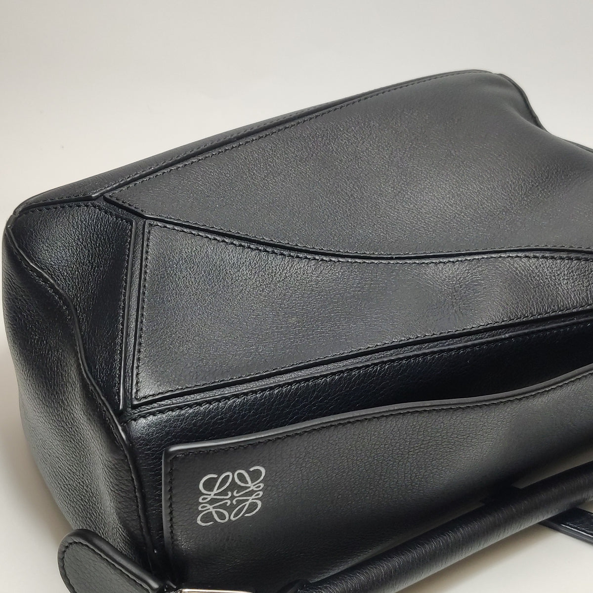 Loewe Puzzle Small Classic Calfskin Black SHW