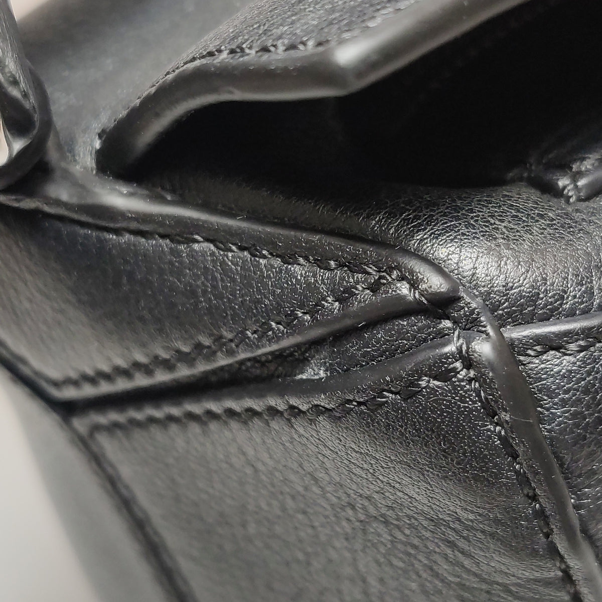 Loewe Puzzle Small Classic Calfskin Black SHW