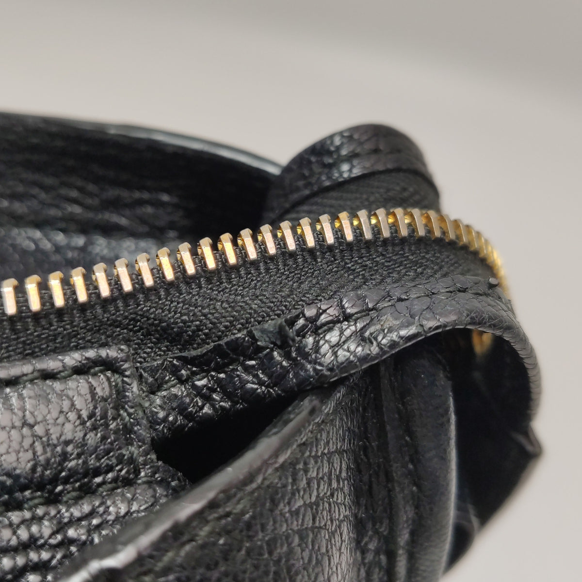 Balenciaga Small City Metallic Edge Black GHW