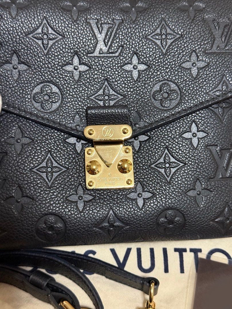 Louis Vuitton Pochette Metis Empreinte