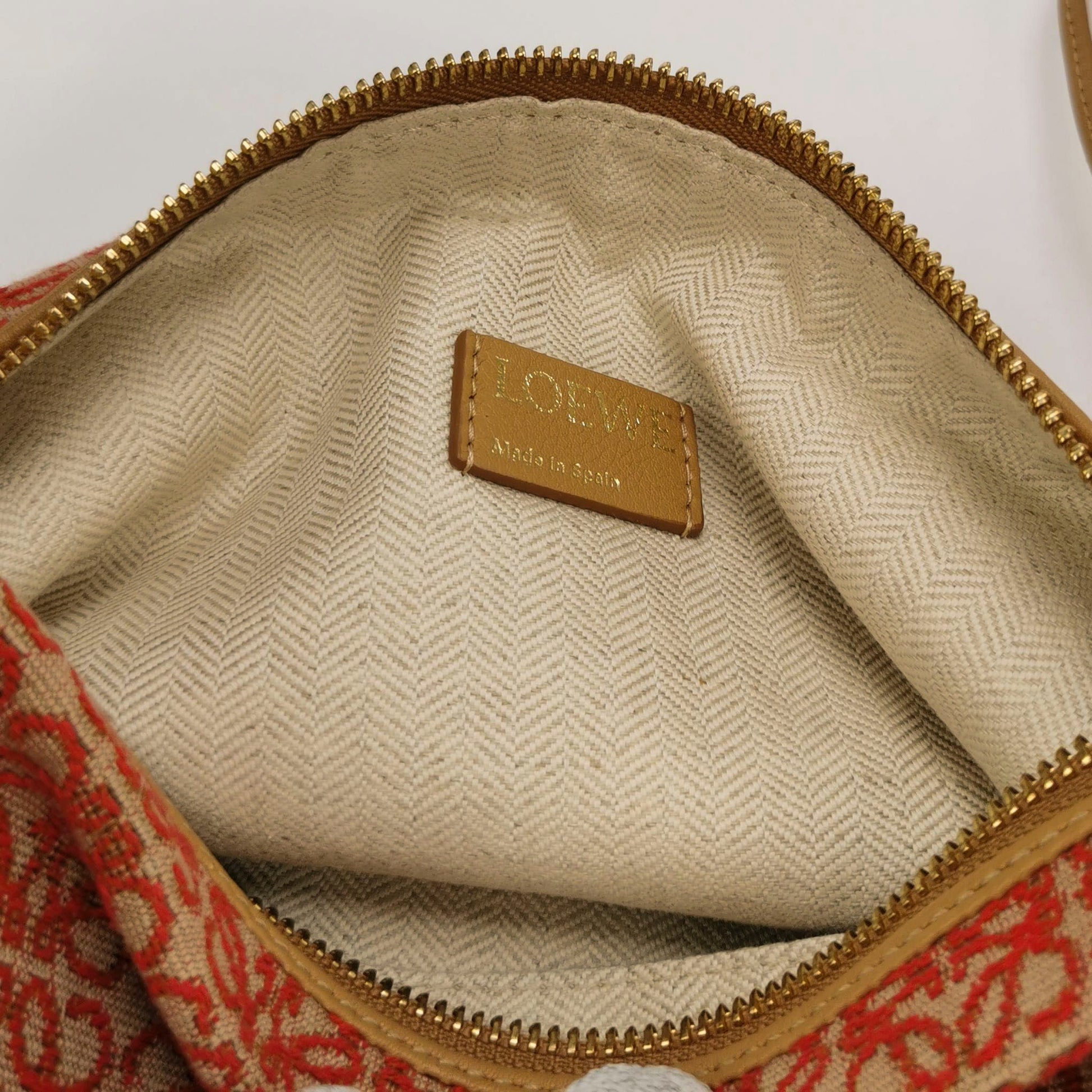 Loewe Cubi Anagram Small