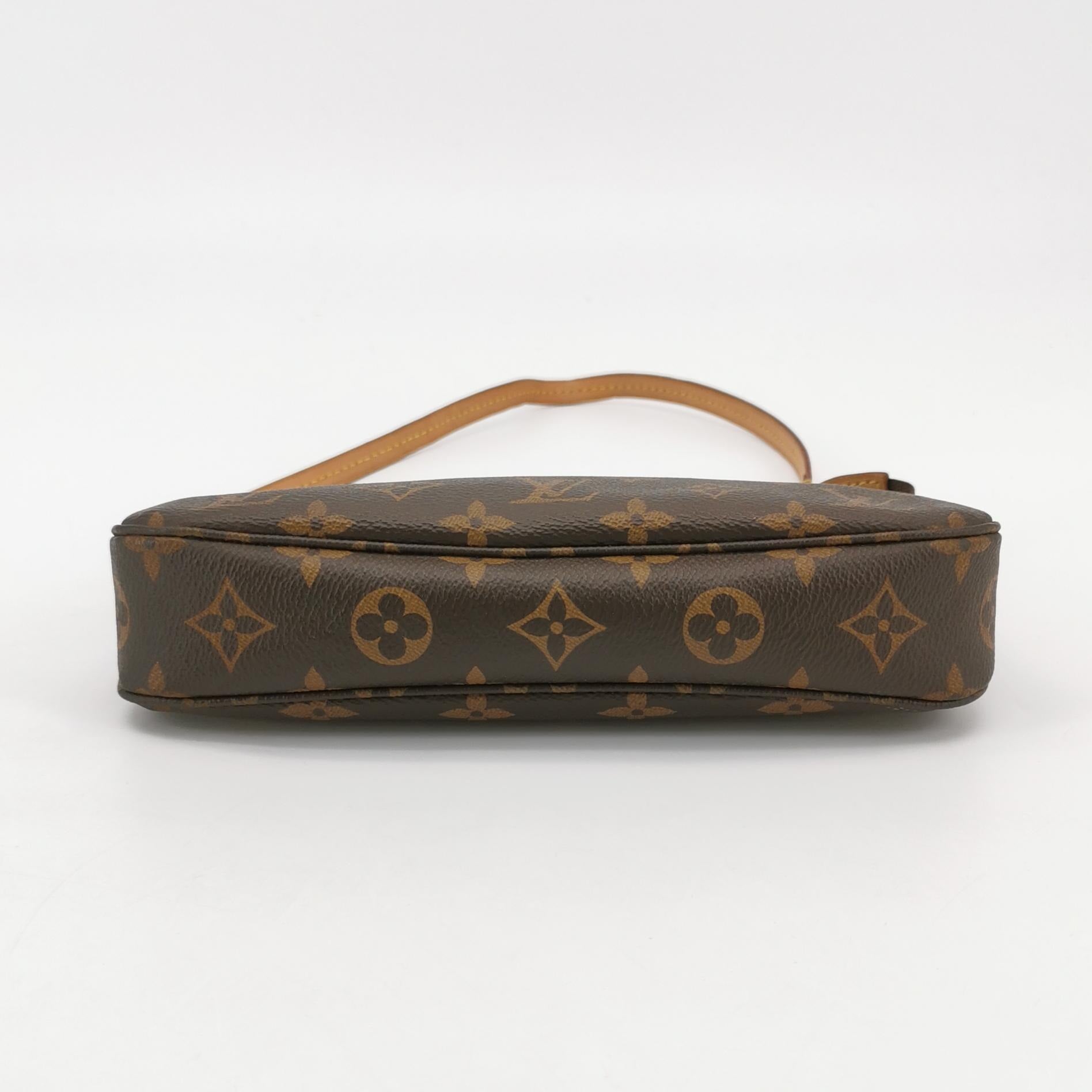 Louis Vuitton Pochette NM Monogram
