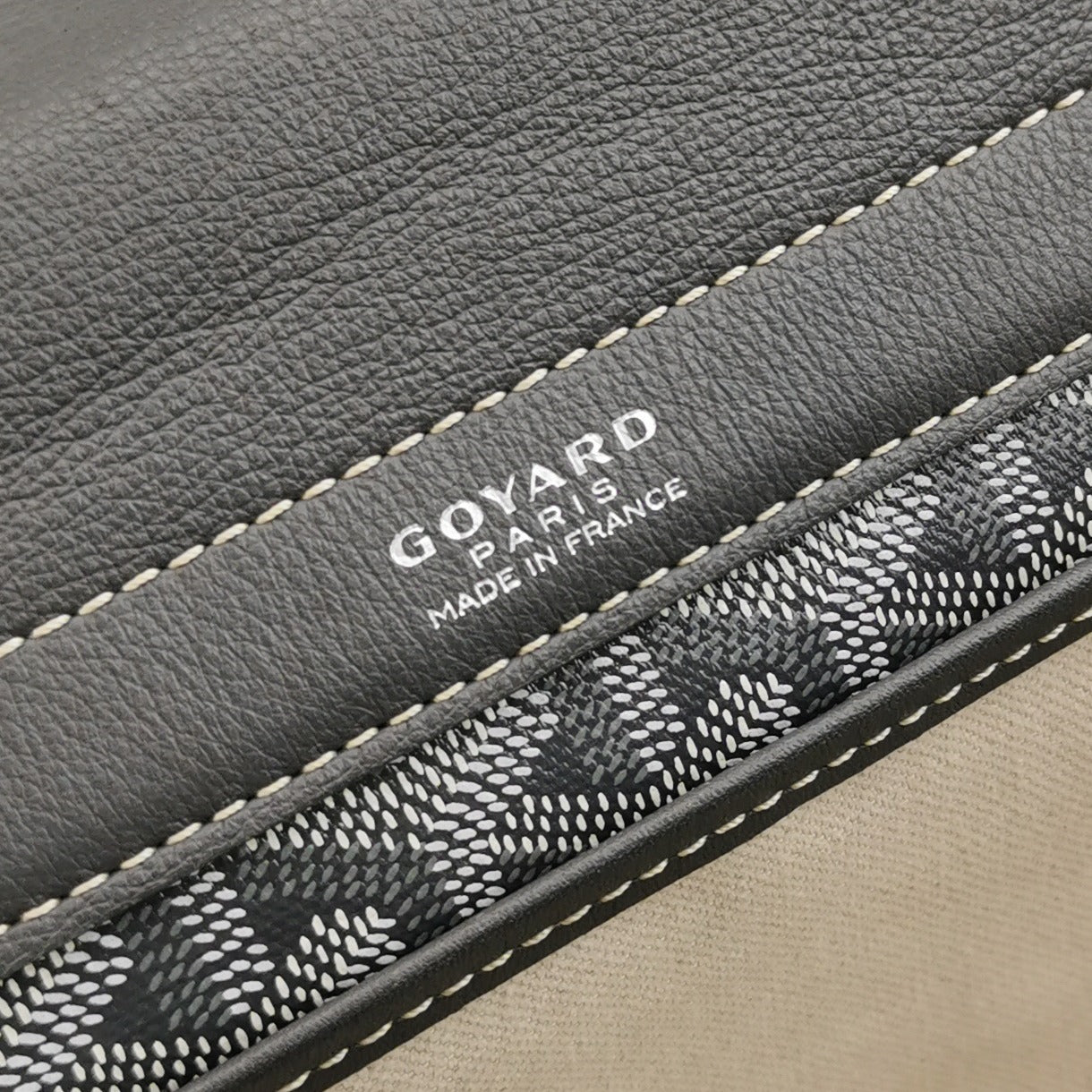 Goyard Rouette Souple Gray