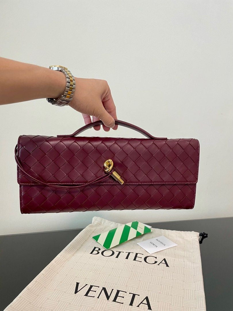 Bottega Veneta Andiamo Clutch