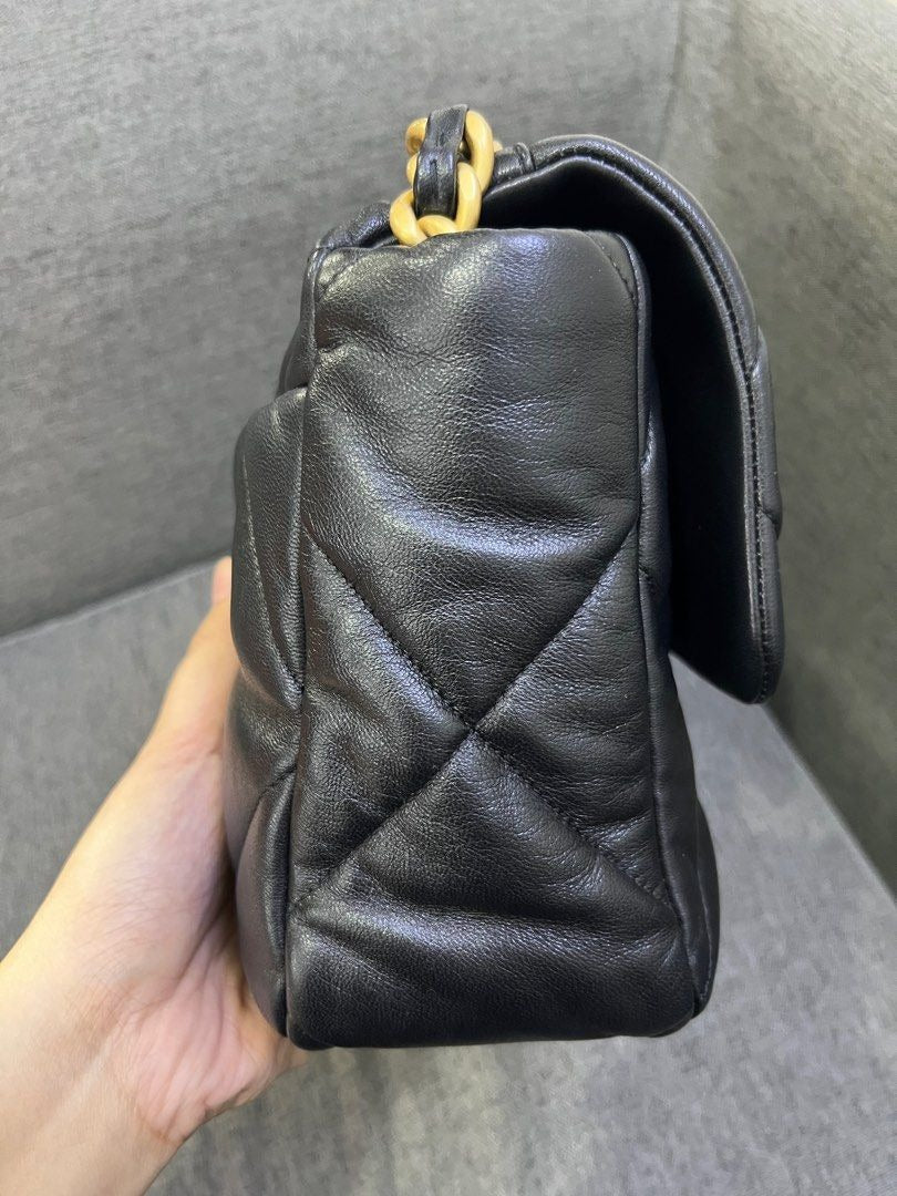 Chanel 19 Flap Medium